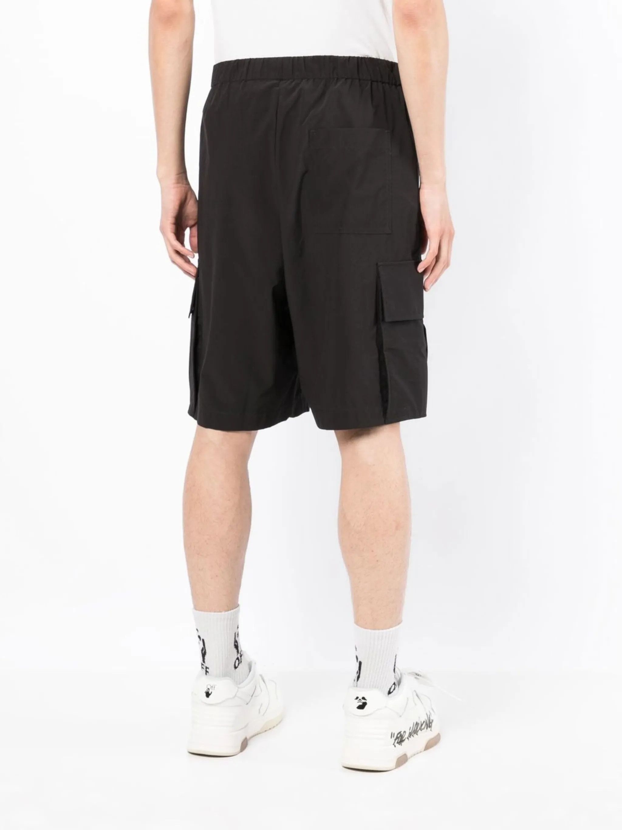 Off-White o1y0325 Short in Black Size US 30 / EU 46 - 4 Thumbnail