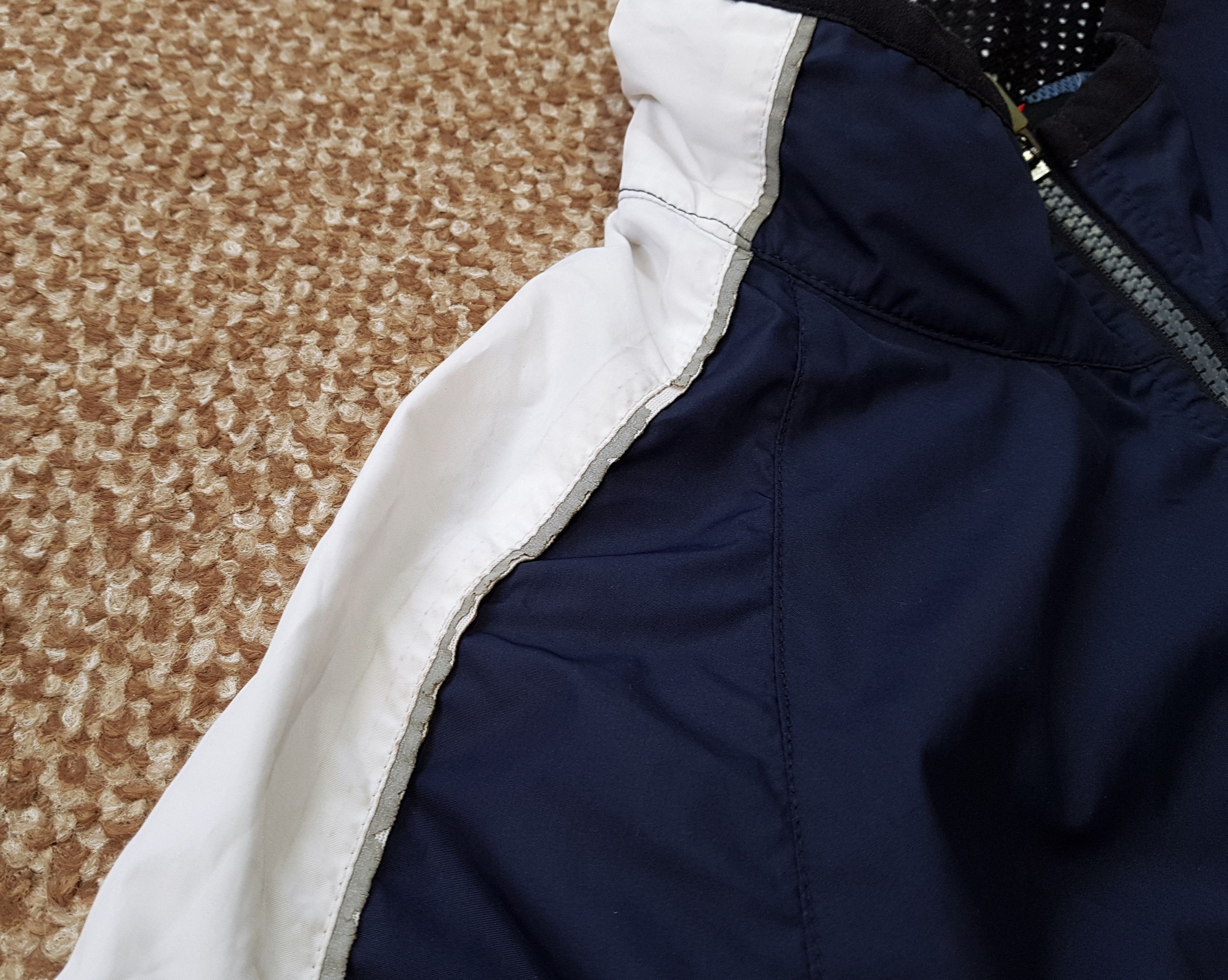 Nike Nike Alpha Project RARE Windbreaker Jacket sz L Size US L / EU 52-54 / 3 - 9 Thumbnail