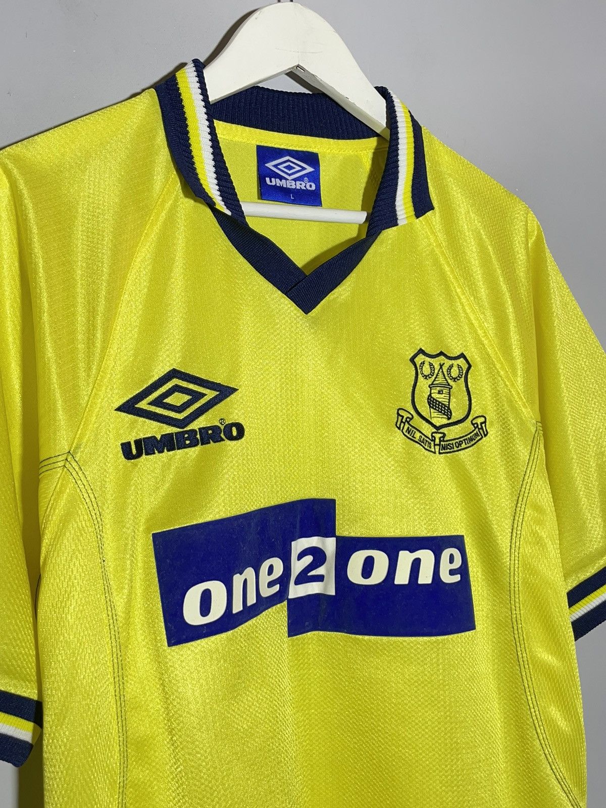 Umbro × Vintage Everton Umbro 1998/99 Vintage Third Y2k Football Shirt Size US L / EU 52-54 / 3 - 3 Thumbnail