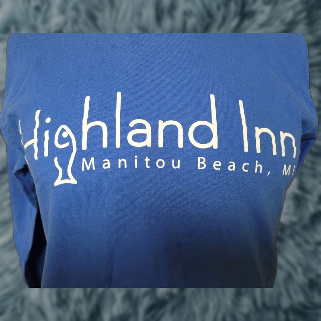 Gildan Highland Inn Manitou Beach MI Long Sleeve T Shirt Wheres My Truck Devils Lake Sm Shirt Men S Blue Cotton Graphic Tee Size US S / EU 44-46 / 1 - 1 Thumbnail