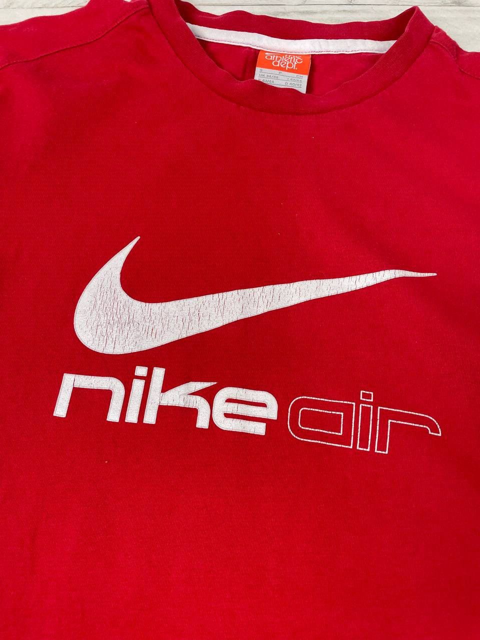 Nike Vintage Nike Air Big Logo T Shirt 00s Size US S / EU 44-46 / 1 - 5 Thumbnail