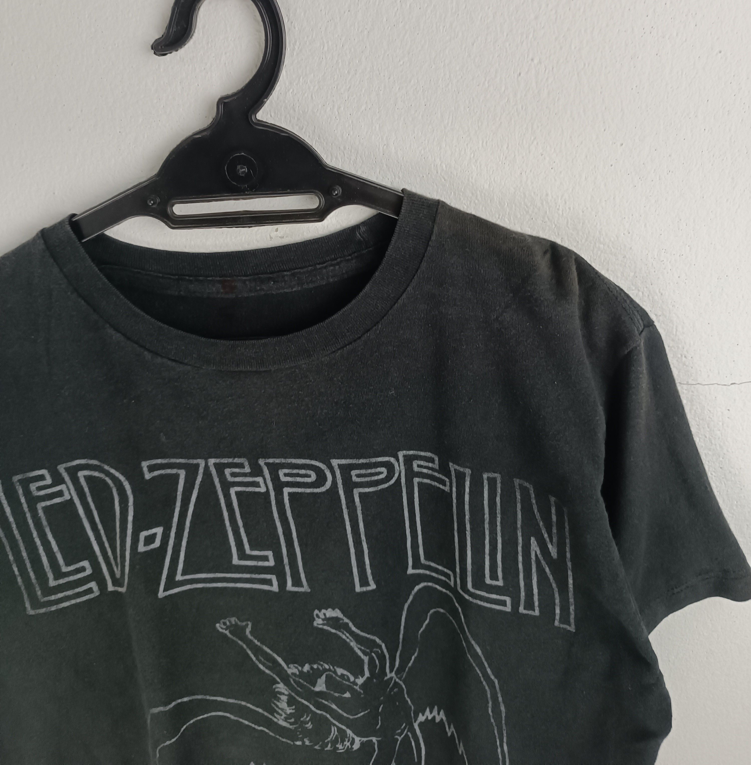 Vintage VINTAGE LED ZEPPELIN USA 1977 LOGO TEE rock stones beatles Size US M / EU 48-50 / 2 - 9 Thumbnail
