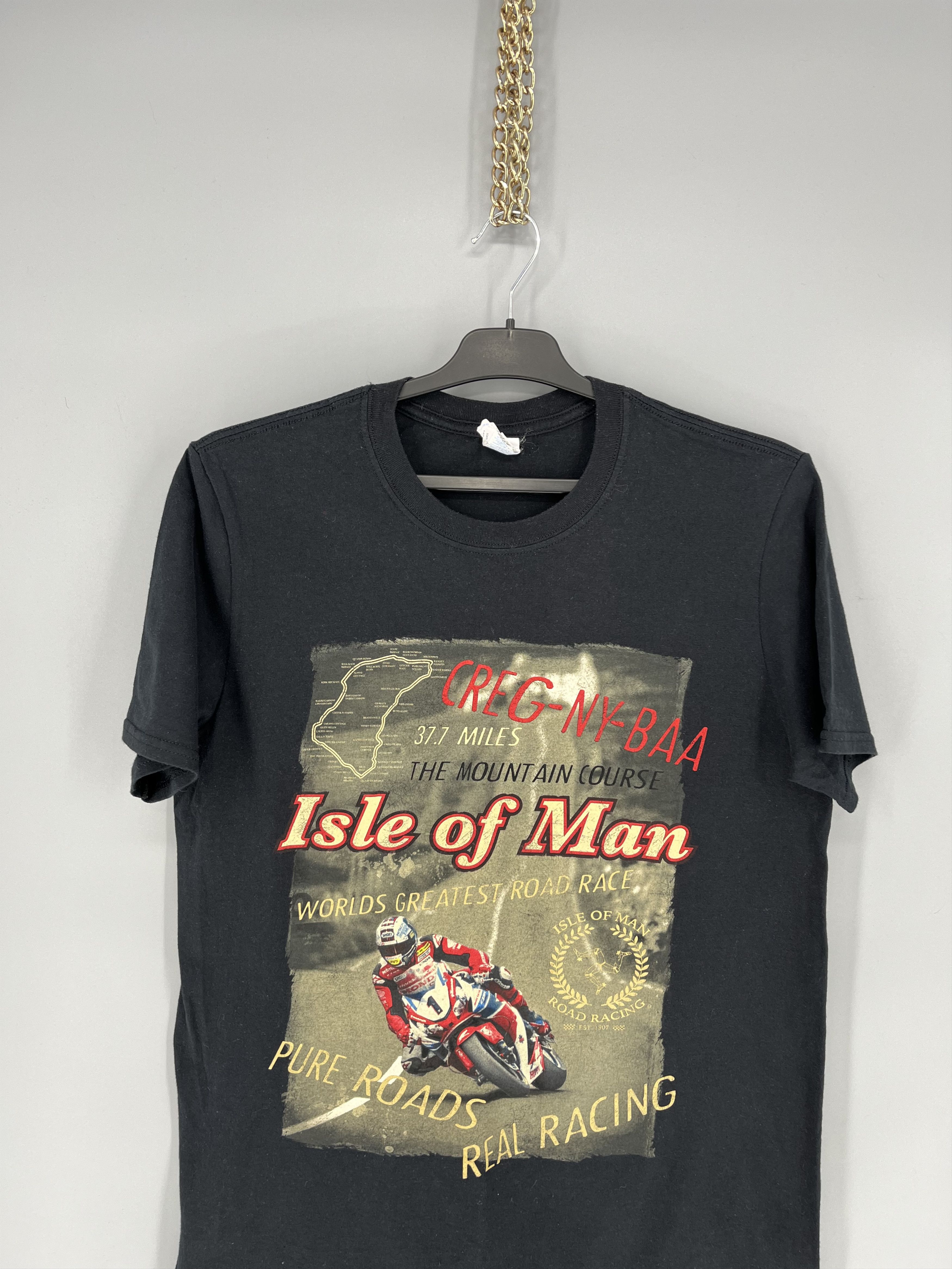 Vintage Vintage Y2K Isle of Man TT Moto Racing Tee Racer Honda Moto Size US M / EU 48-50 / 2 - 6 Thumbnail