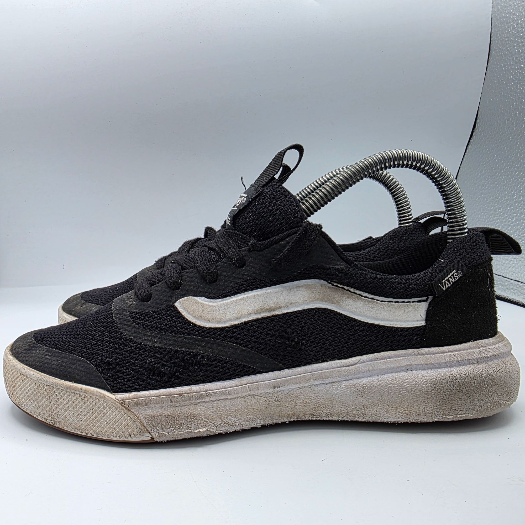 Vans Vans Ultrarange Womens Size 7 Black Sneaker Shoes Walking Ca Size US 7 / IT 37 - 15 Thumbnail