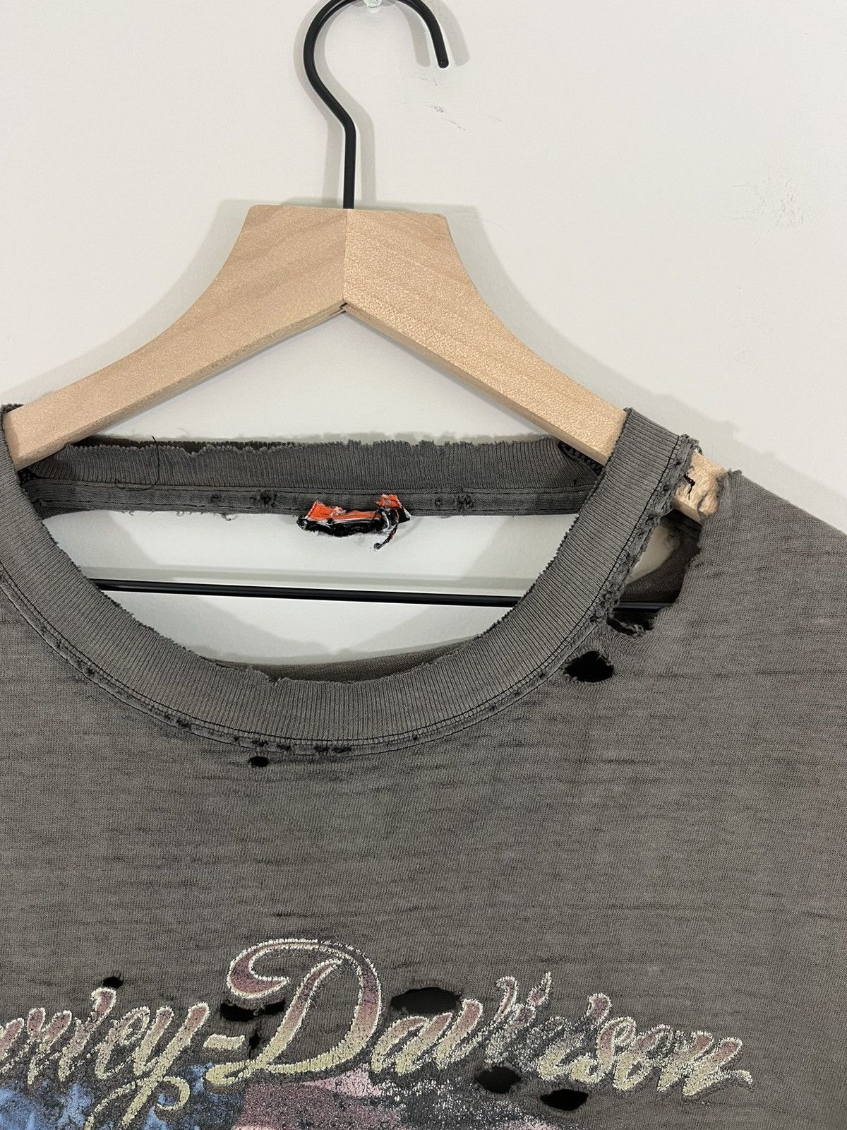 Harley Davidson Harley Davidson ITALIA Thrashed Sun Faded Moto Tee Size US L / EU 52-54 / 3 - 6 Thumbnail
