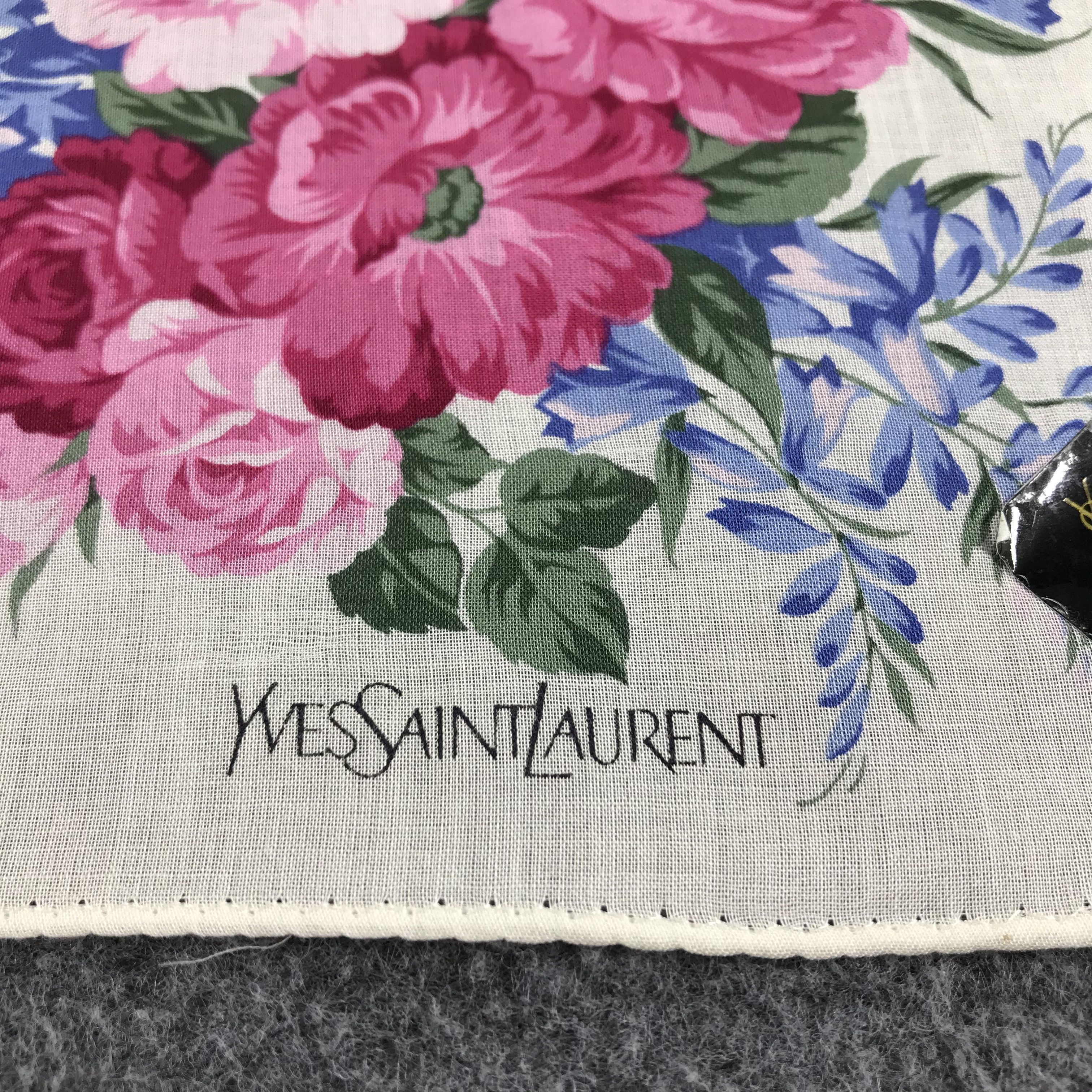 Yves Saint Laurent YSL Floral Handkerchief Neckerchief Bandana H531 Size ONE SIZE - 4 Thumbnail