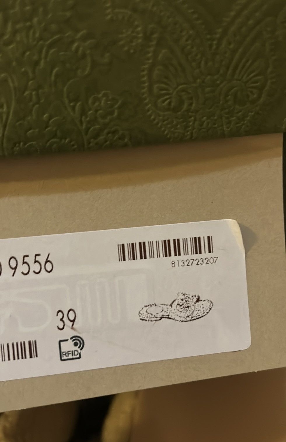 Gucci Gucci Interlocking G Fur Sandal Size US 9 / IT 39 - 7 Thumbnail