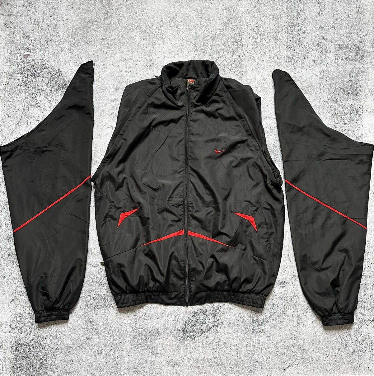 Nike Vintage Nike Transformer Jacket x Vest Red Logo Size US L / EU 52-54 / 3 - 1 Thumbnail