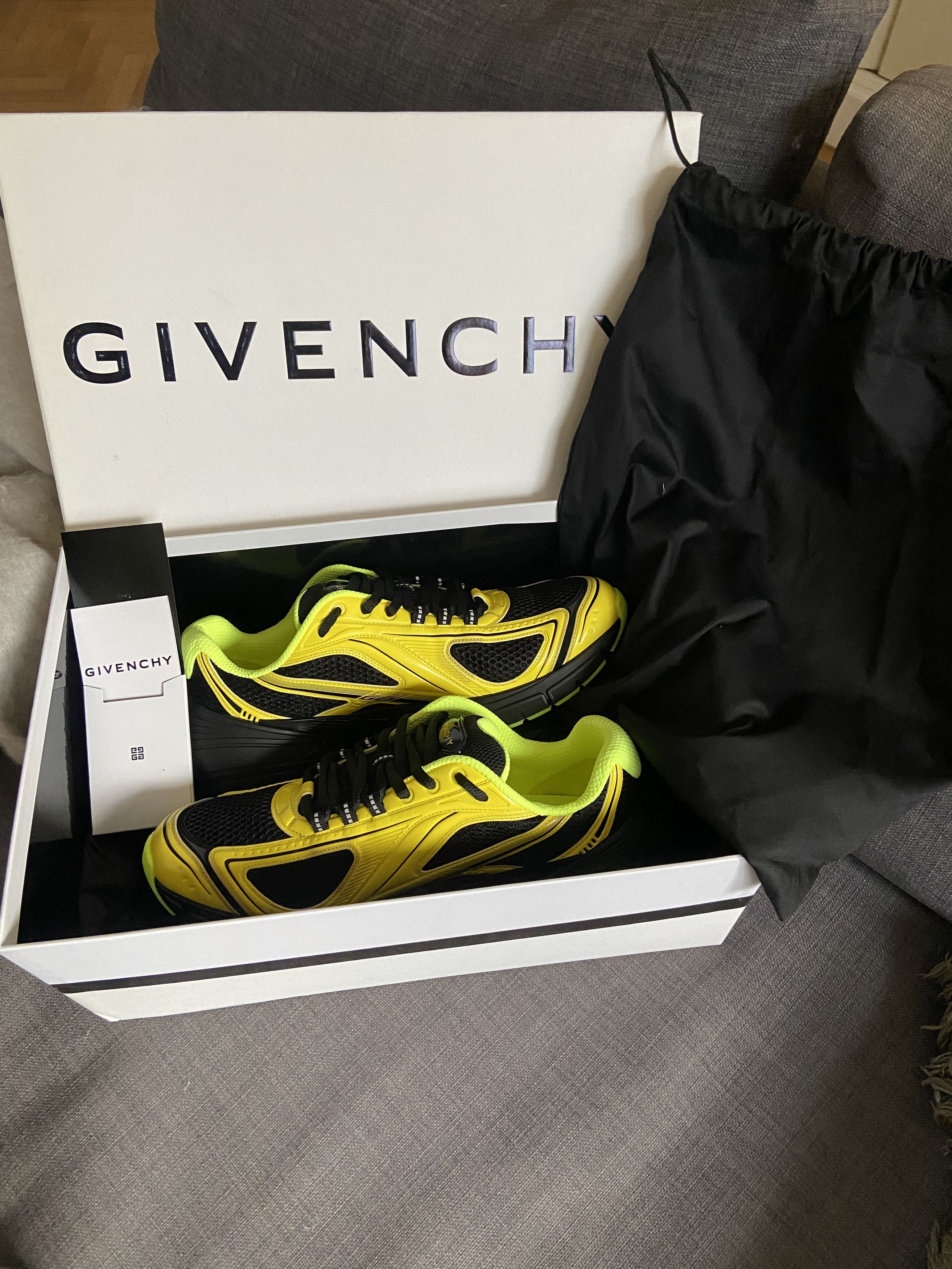 Givenchy Givenchy TK-MX Runner Yellow & Black Size US 9 / EU 42 - 7 Thumbnail