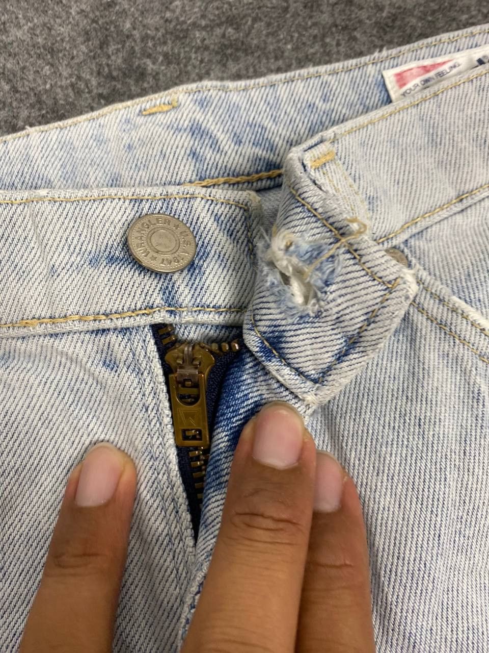 Wrangler vintage wrangler lightwash distressed denim Size US 30 / EU 46 - 10 Thumbnail