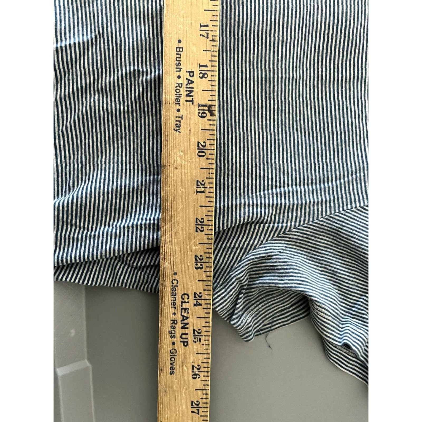 Calvin Klein Calvin Klein Men’s Crew Neck T-Shirt Blue & Gray Striped 2XL Shirt Crew Neck Mens Blue Striped 2XL Calvin Klein Liquid Touch Size US XXL / EU 58 / 5 - 5 Thumbnail