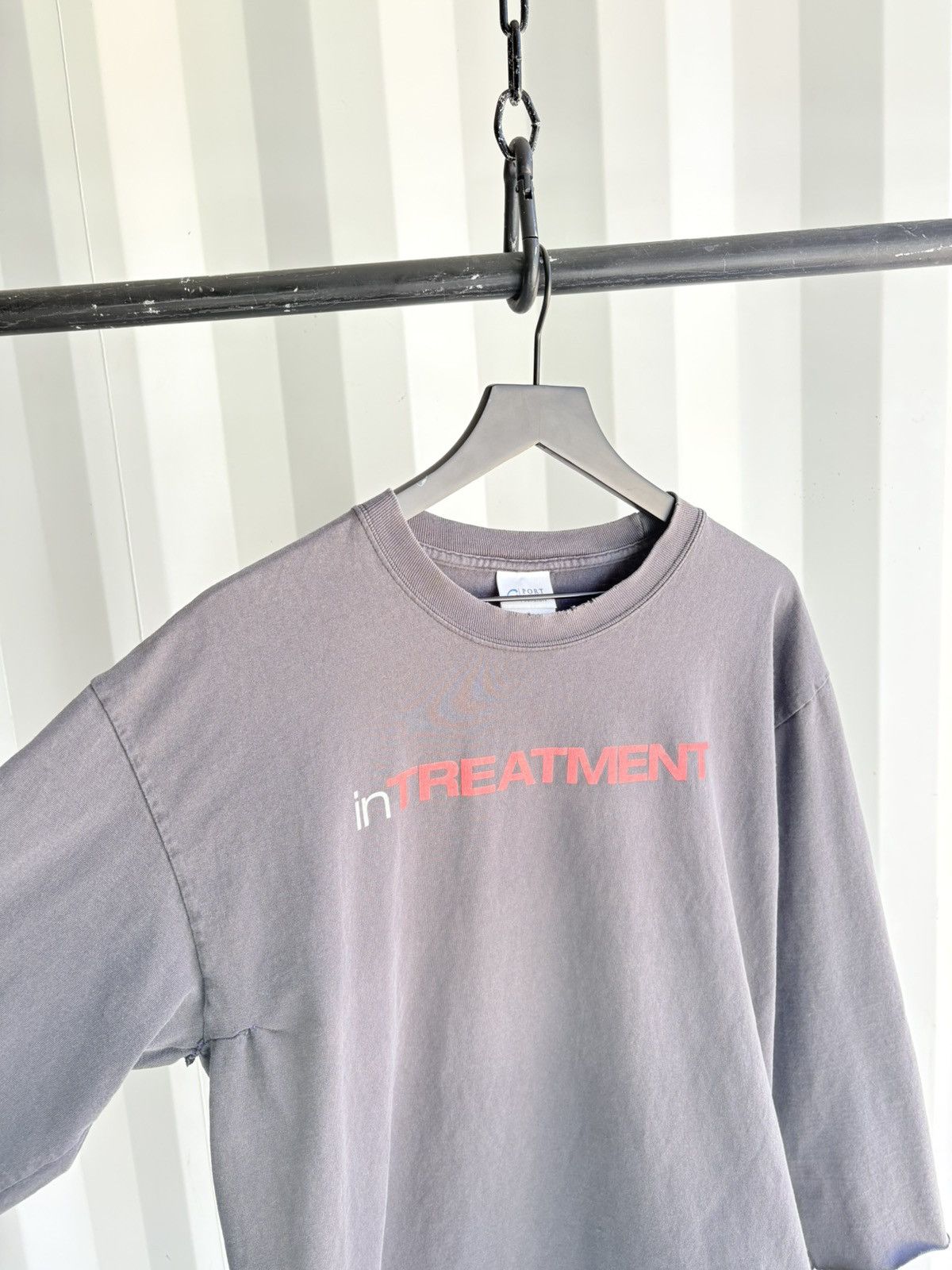 Vintage Vintage In Treatment Shirt Thrashed Faded Distressed grunge Size US L / EU 52-54 / 3 - 3 Thumbnail