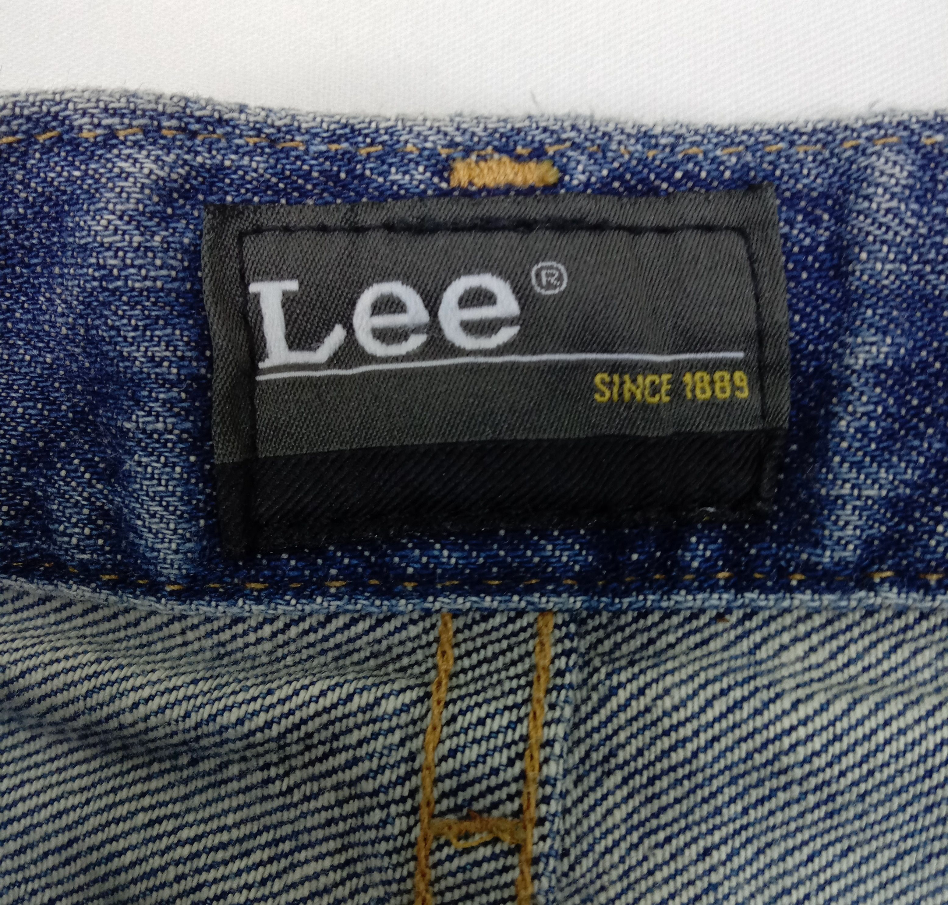 Lee Vintage Lee Faded Blue Flare Jeans Bell Bottom Ripped Denim Size US 32 / EU 48 - 11 Thumbnail