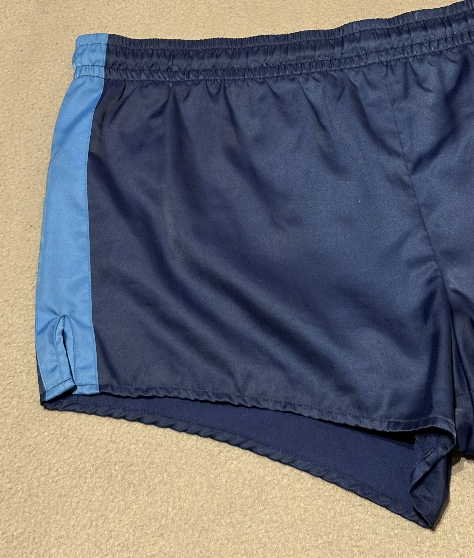 Adidas Sports shorts Germany Bundeswehr Adidas 1992 vintage size M Size US 32 / EU 48 - 6 Thumbnail