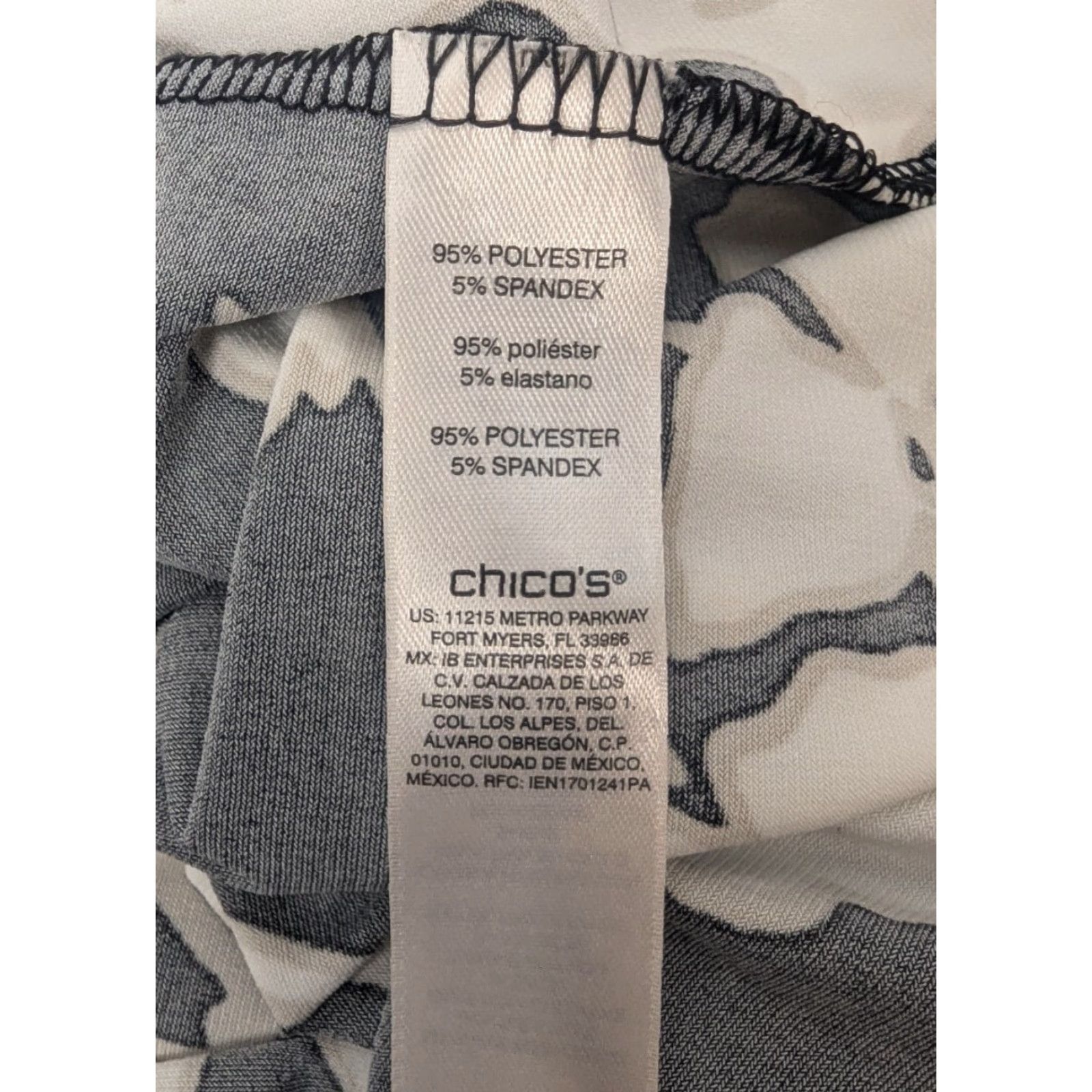 Vintage Chico's Black Floral Top Shirt Women's L Knotted Neck Accent Stretch Casual T-Shirt Size L / US 10 / IT 46 - 7 Thumbnail
