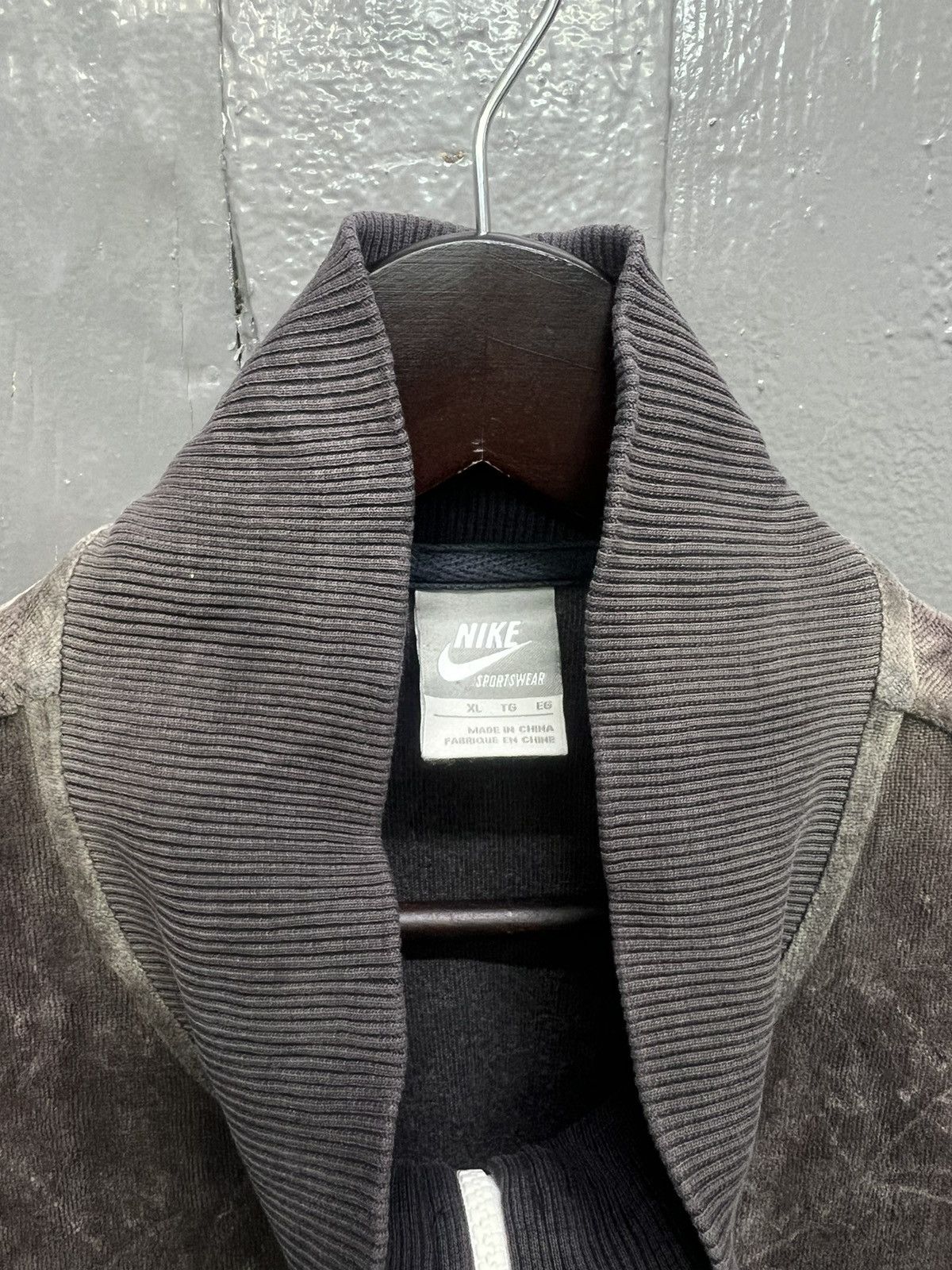 Nike Nike Block Fleece Zipper Sweatshirt Size US XL / EU 56 / 4 - 5 Thumbnail