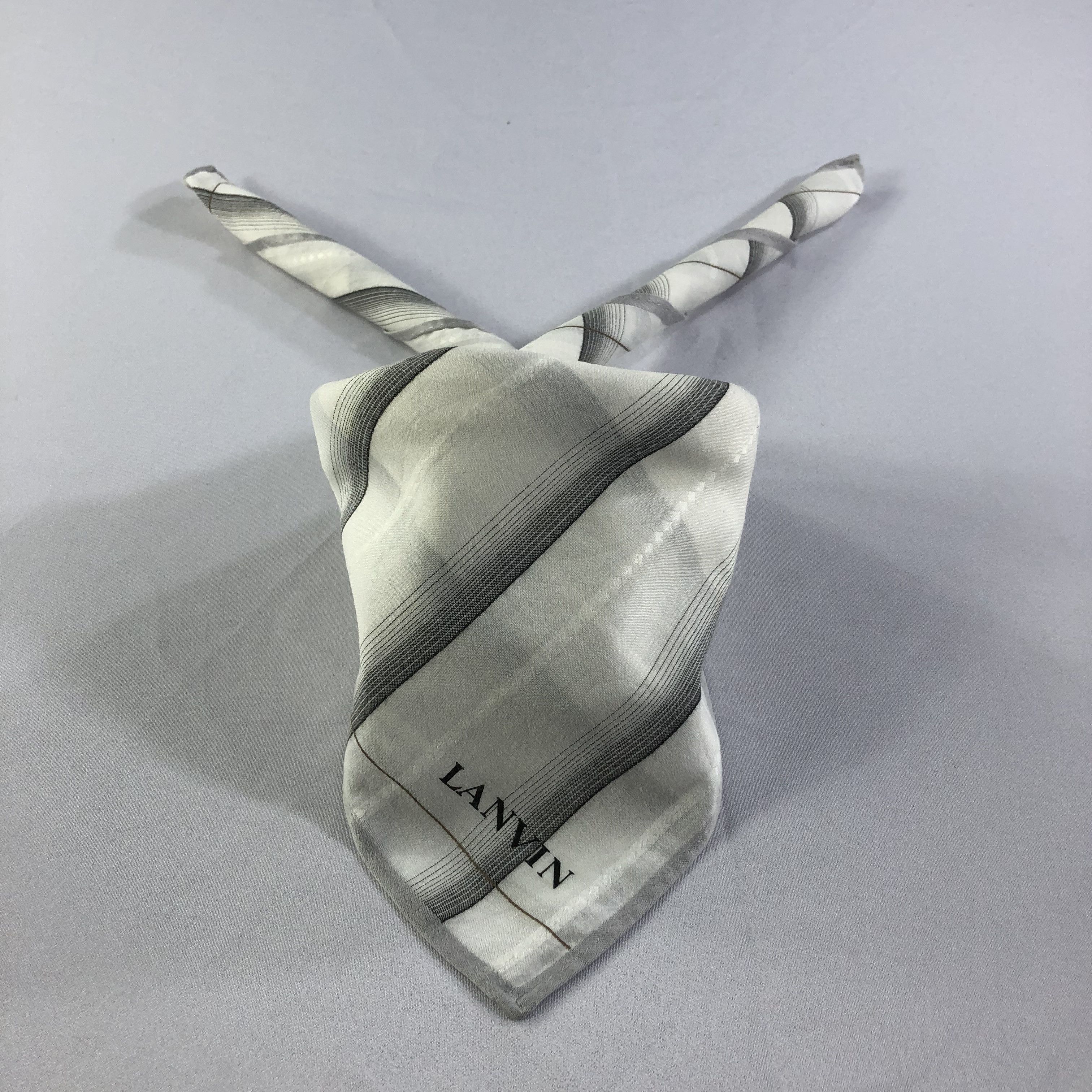 Lanvin Lanvin Handkerchief Neckerchief Bandana H1516 Size ONE SIZE - 1 Thumbnail
