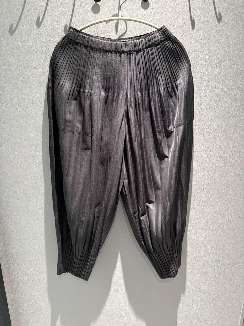 Issey Miyake issey miyake Black puff pants Size 42" / US 20 - 2 Thumbnail