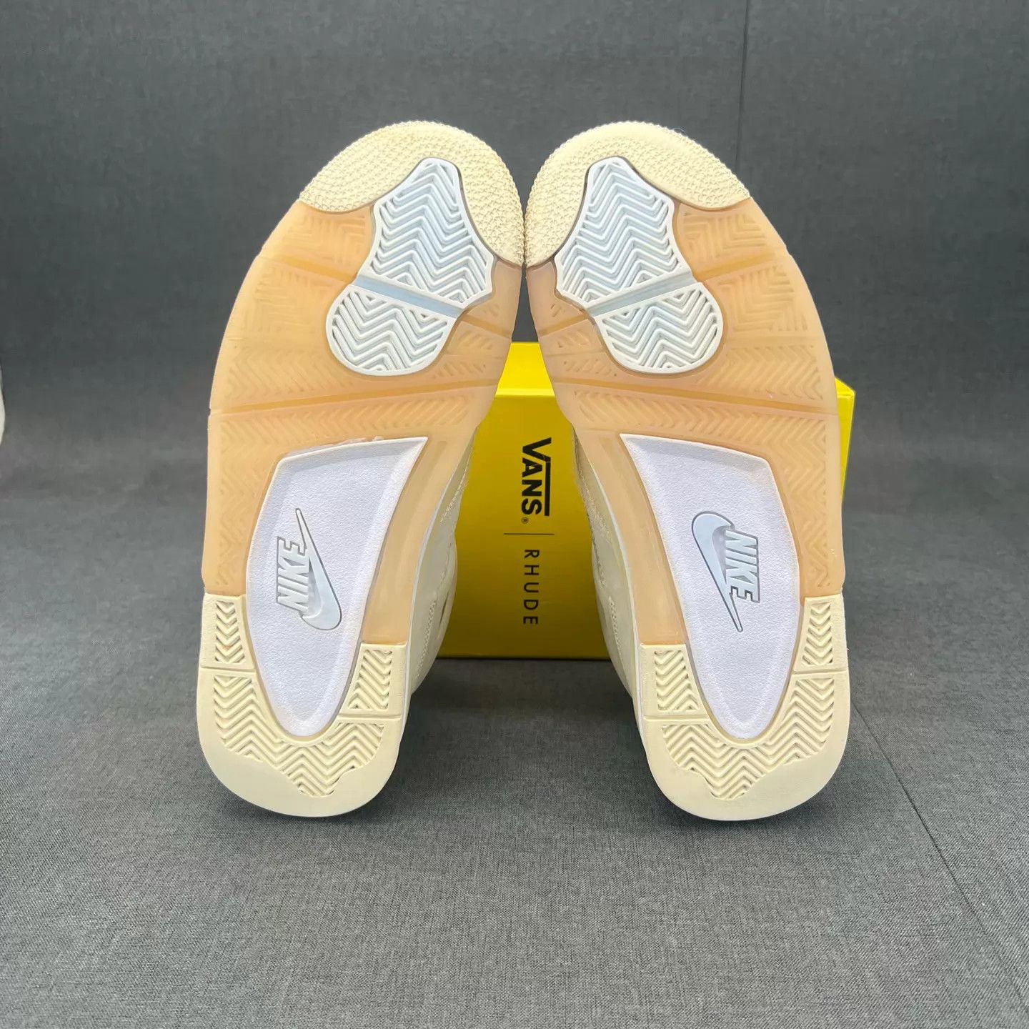 Nike Air Jordan 4 White Sail US 40.5 New Condition Size US 7.5 / EU 40-41 - 6 Thumbnail