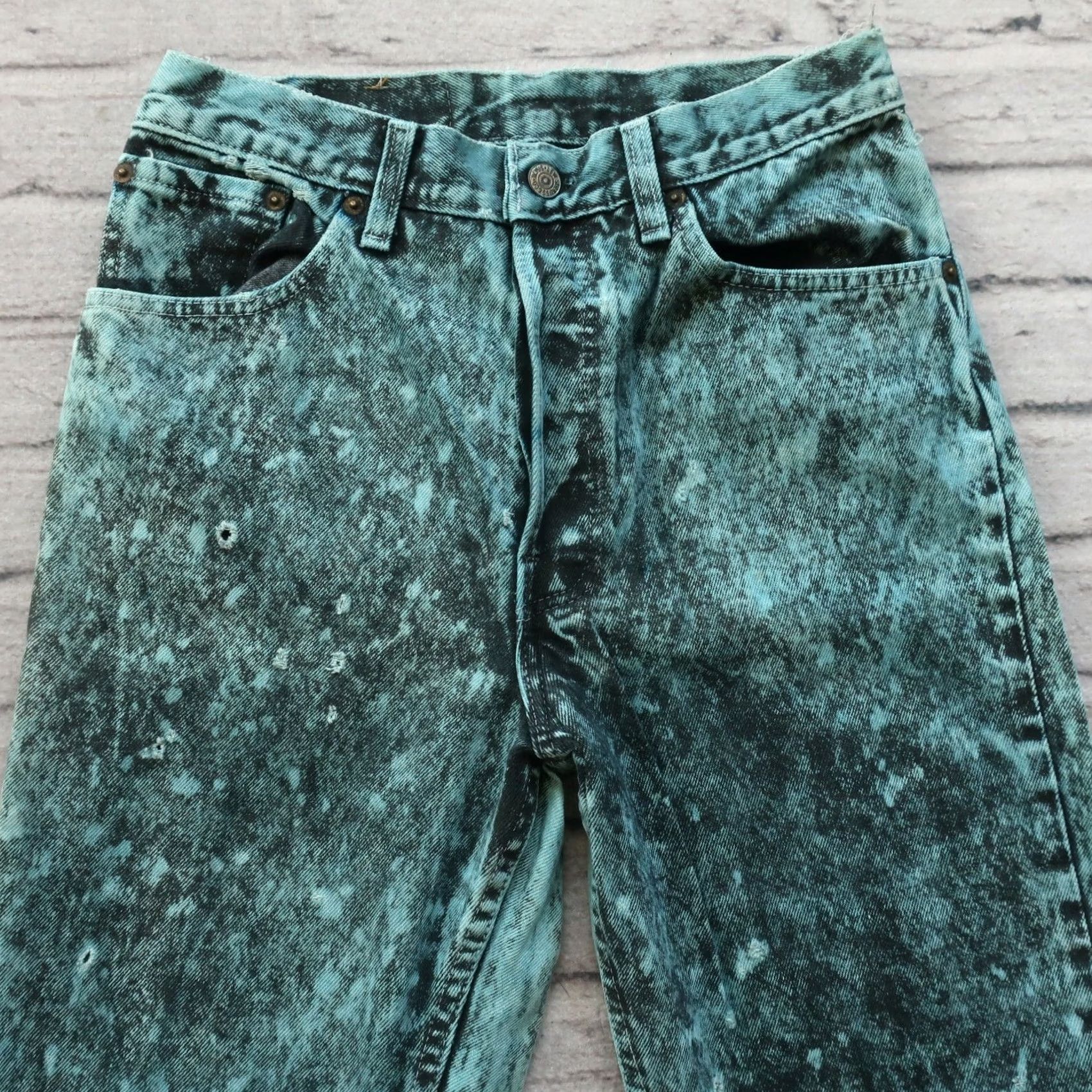 Denime VINTAGE Levis 501 Denim Jeans Mens 28 x 32 Overdyed California Made in USA Size US 28 / EU 44 - 4 Thumbnail