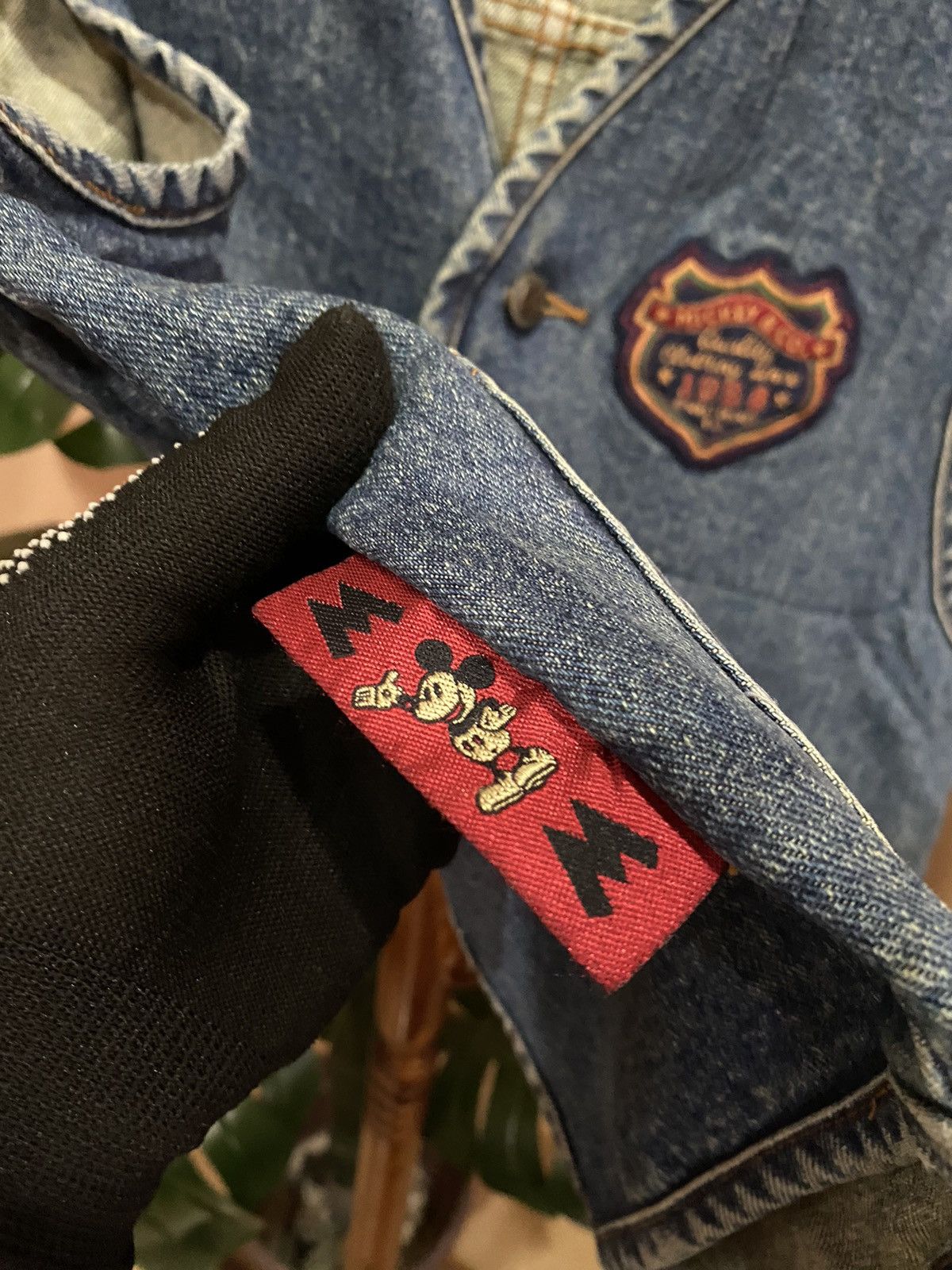 Mickey Mouse Vintage Mickey & Co. Denim Vest Disney Americana Classic Size US M / EU 48-50 / 2 - 7 Thumbnail