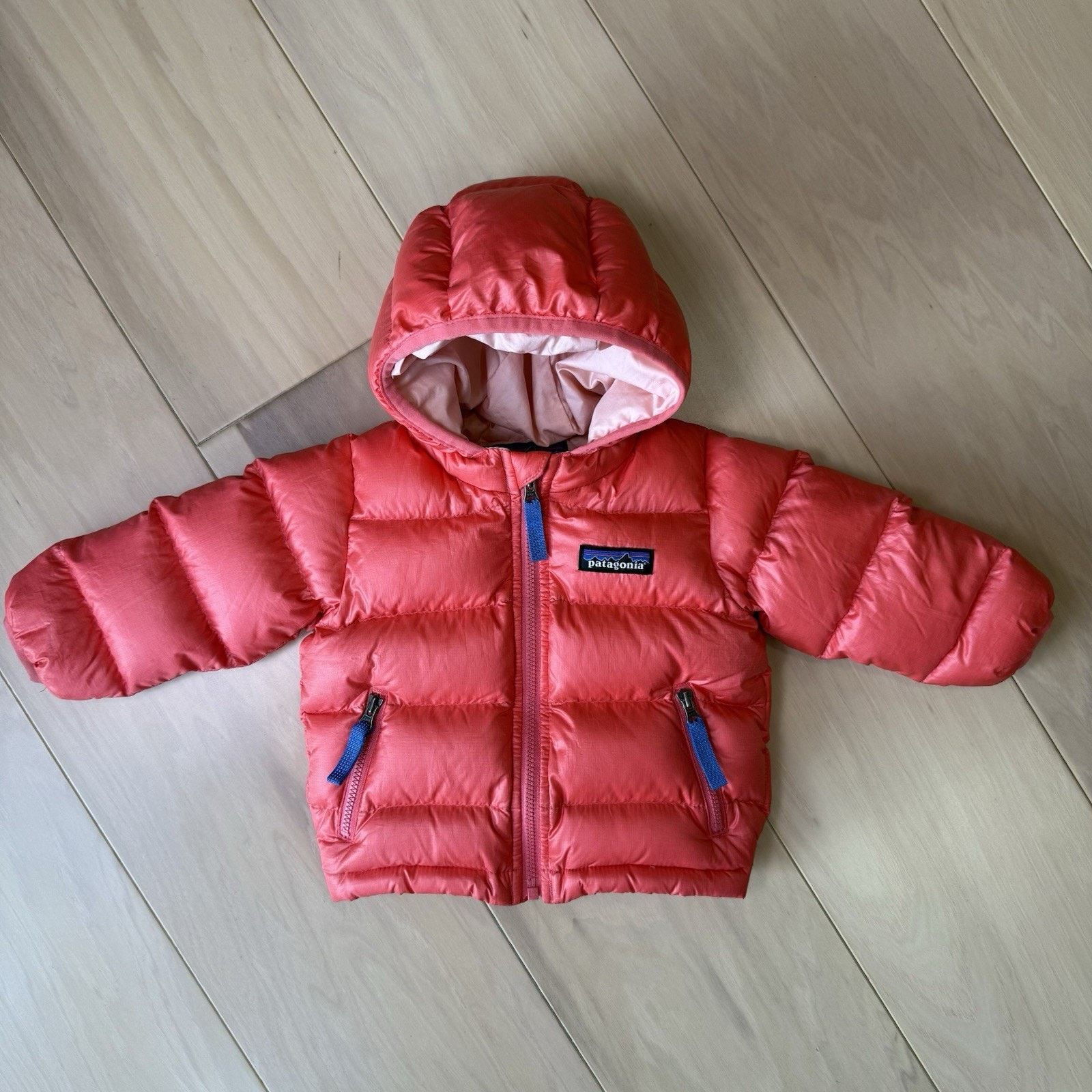 Patagonia Patagonia Baby Hi Loft Down Sweater Hoody 3-6 Months Size XXS / US 00 / IT 34 - 3 Thumbnail