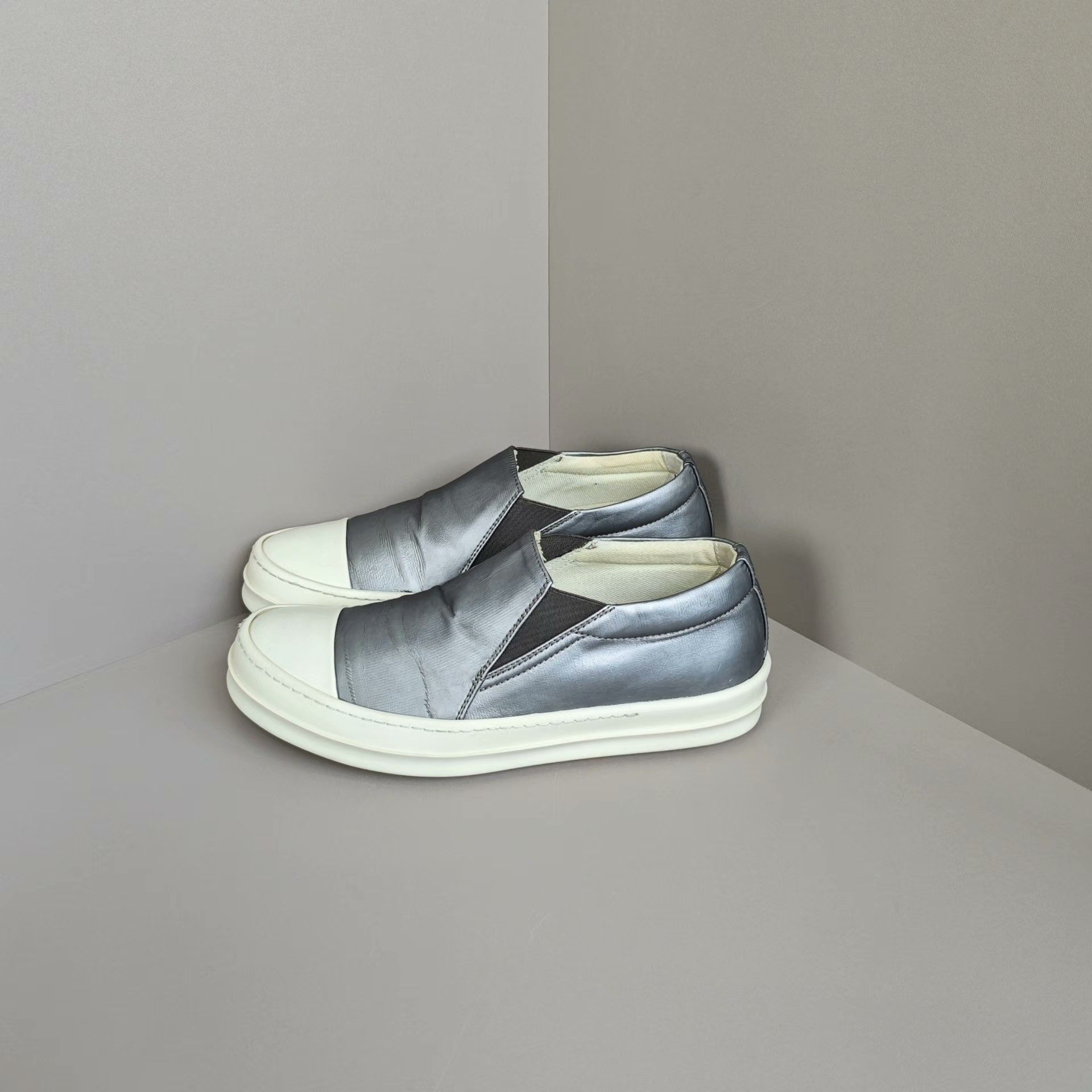 Rick Owens Rick Owens Lowtop Sneakers 6 Men Size US 6 / EU 39 - 1 Thumbnail