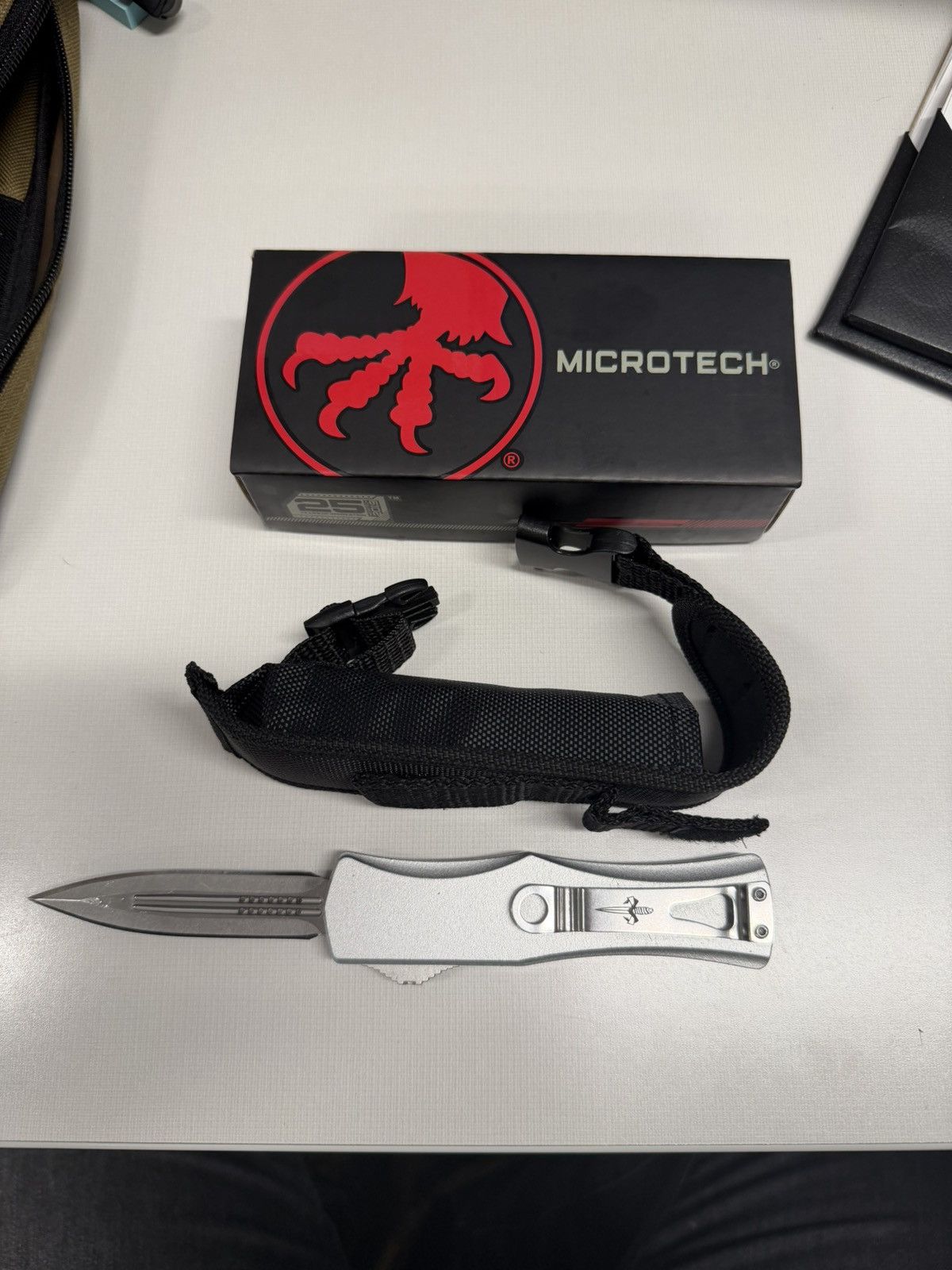 Other John Wick Microtech OTF brand new combat trodoon Size ONE SIZE - 2 Thumbnail