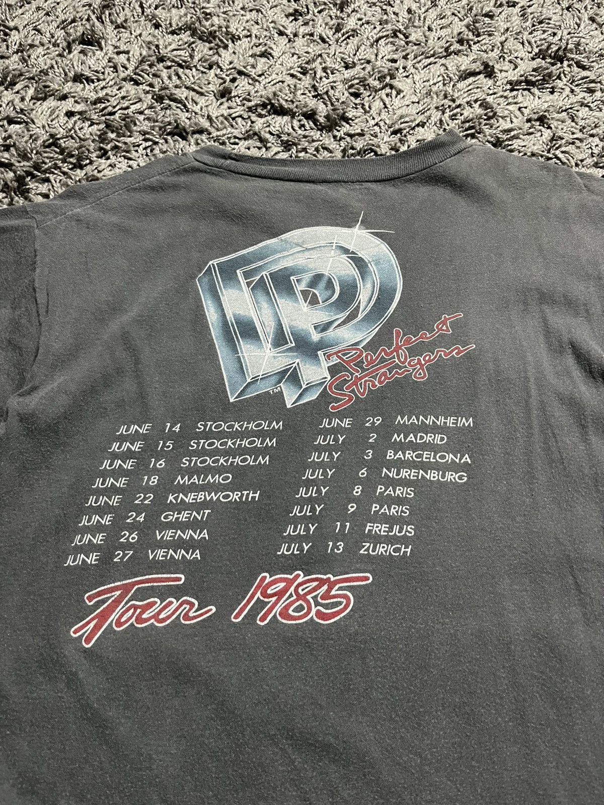 Band Tees 1985 Deep Purple Tour Shirt - Thames Designs - Single Stitch Size US M / EU 48-50 / 2 - 10 Thumbnail