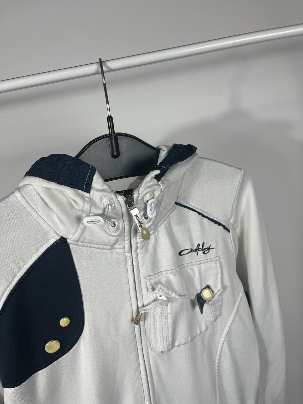 Oakley Oakley white zip-up hoodie jacket with pockets size S/ Size US S / EU 44-46 / 1 - 4 Thumbnail