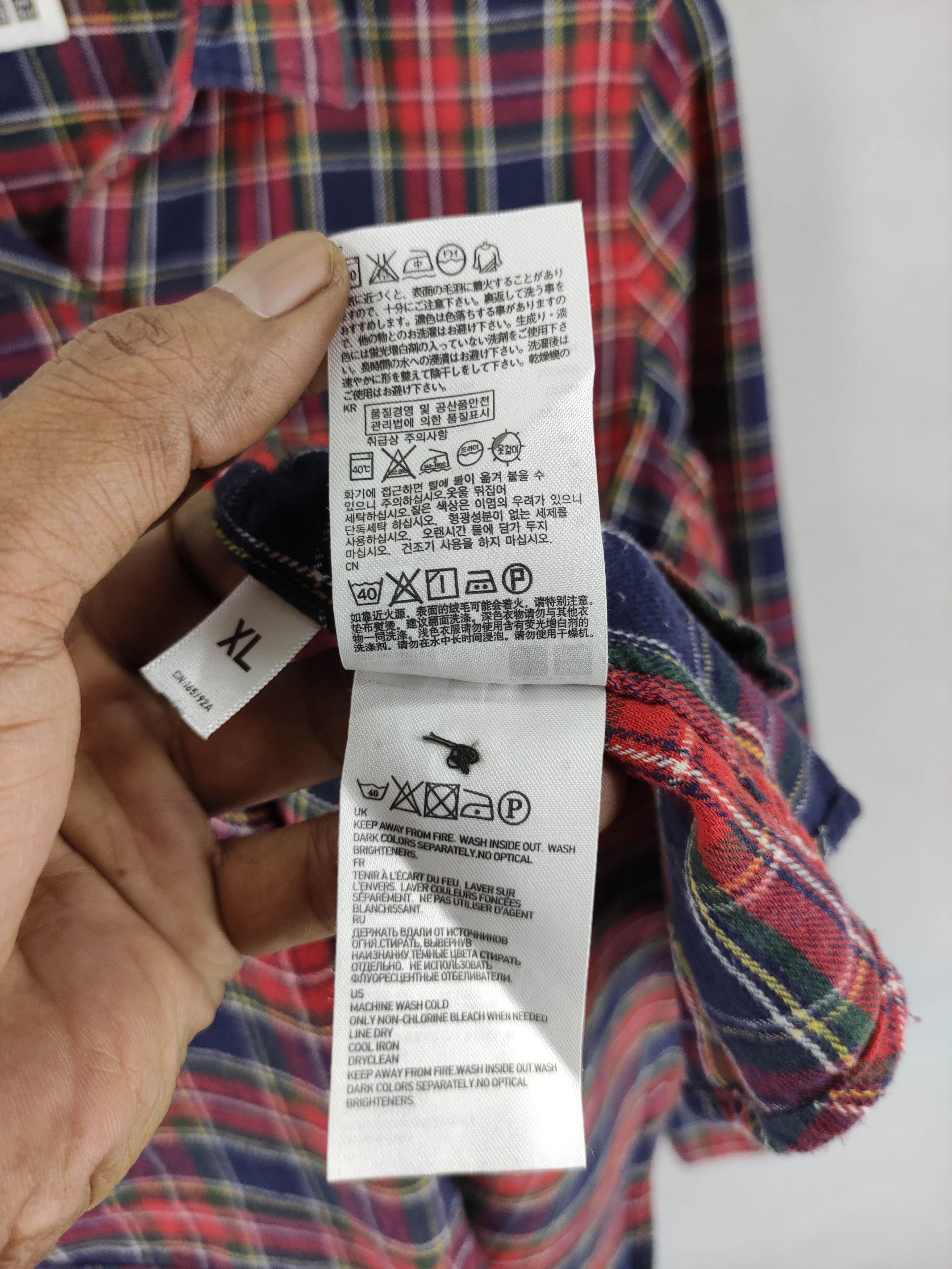 Uniqlo Uniqlo Flannel Long Sleeve Shirt Button Up Size US XL / EU 56 / 4 - 6 Thumbnail
