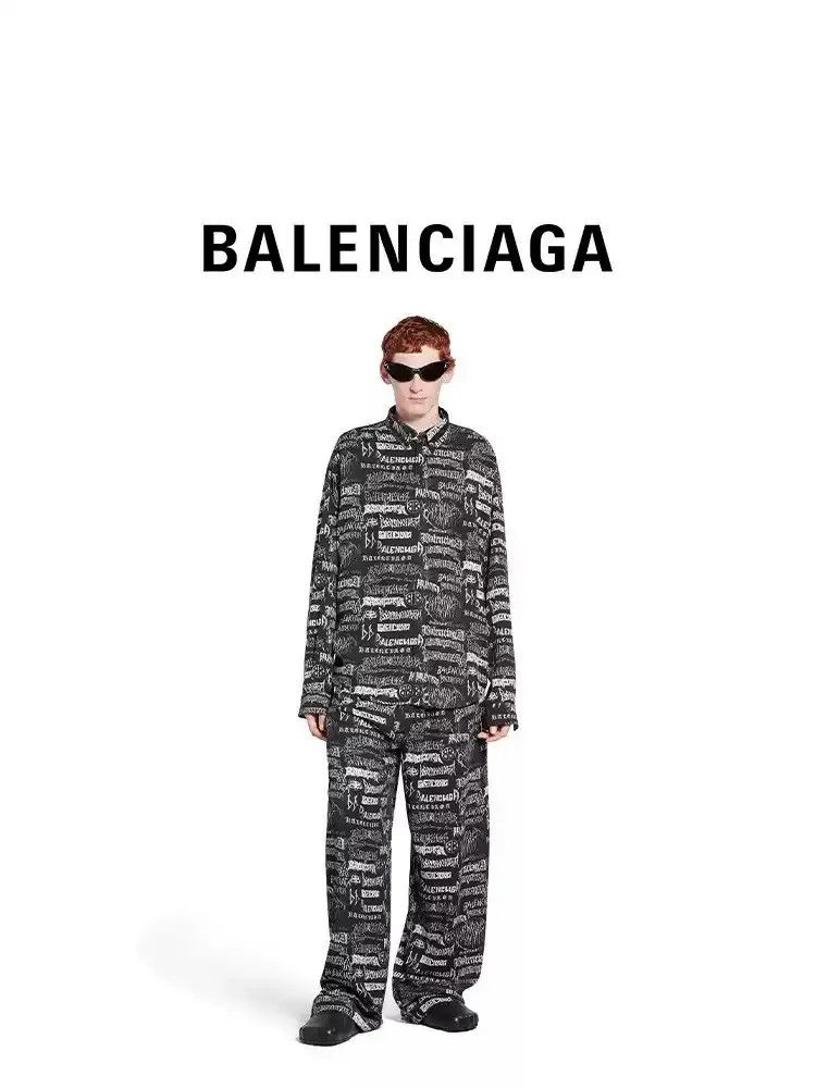 Balenciaga 1 Set 🔥🔥Balenciaga Black Printed Shirt DIY Metal Graffiti Size US M / EU 48-50 / 2 - 16 Thumbnail