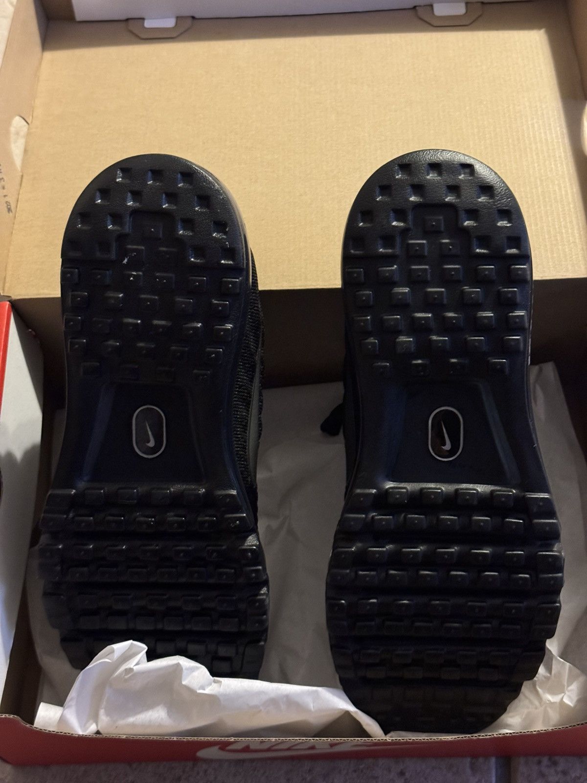 Nike Air Max 2017 Triple Black Size US 9.5 / EU 42-43 - 5 Thumbnail