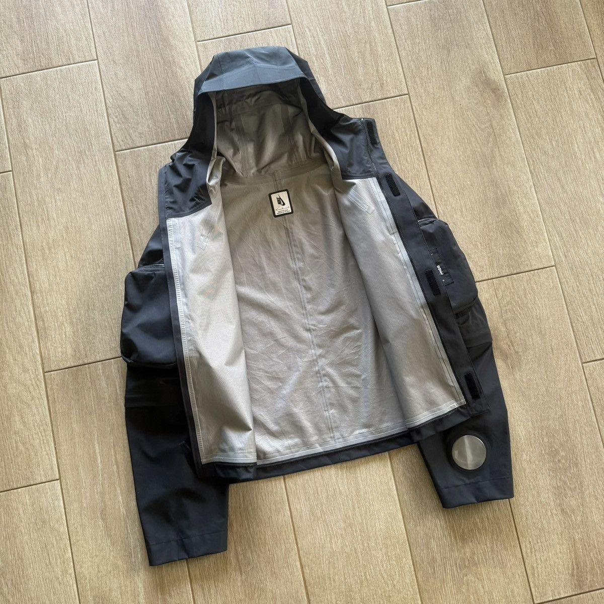 Nike × Undercover Nike x Undercover Waterproof Jacket Size US L / EU 52-54 / 3 - 12 Thumbnail