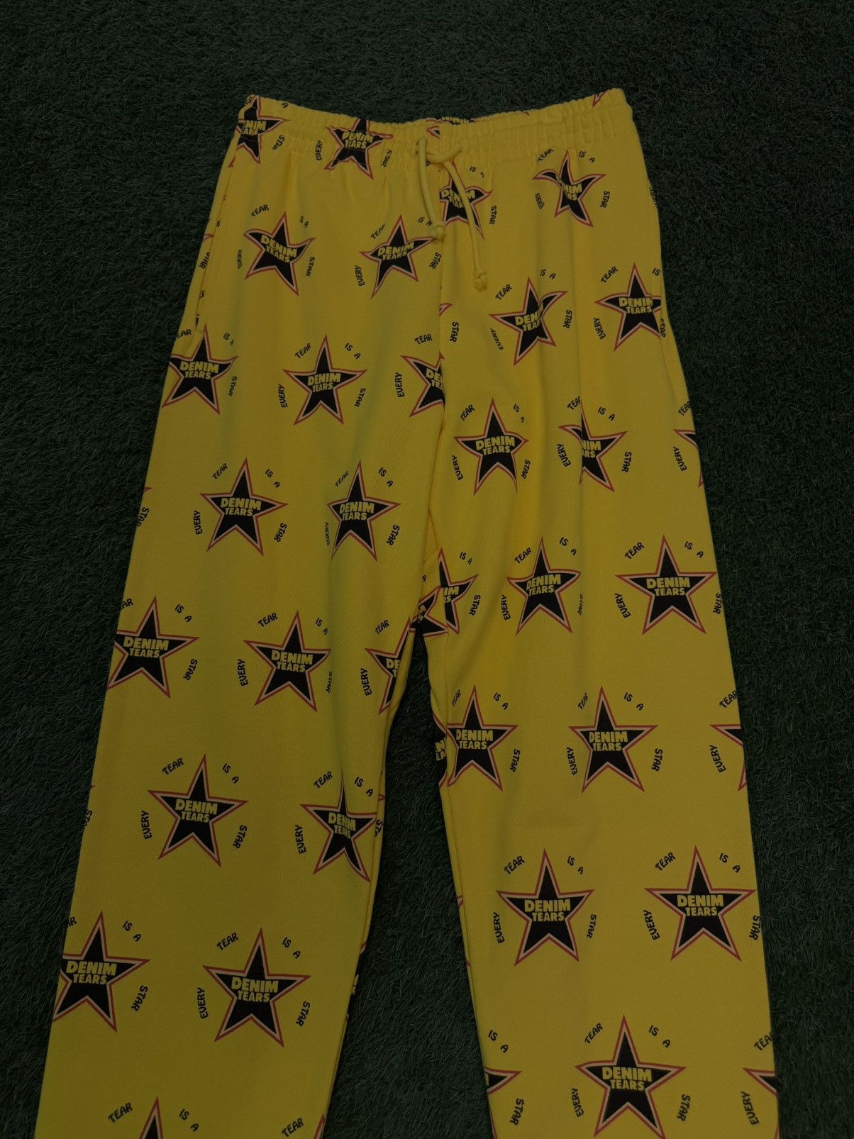 DENIM TEARS Denim Tears Star Sweatpants Size Small (NEW) Size US 30 / EU 46 - 3 Thumbnail