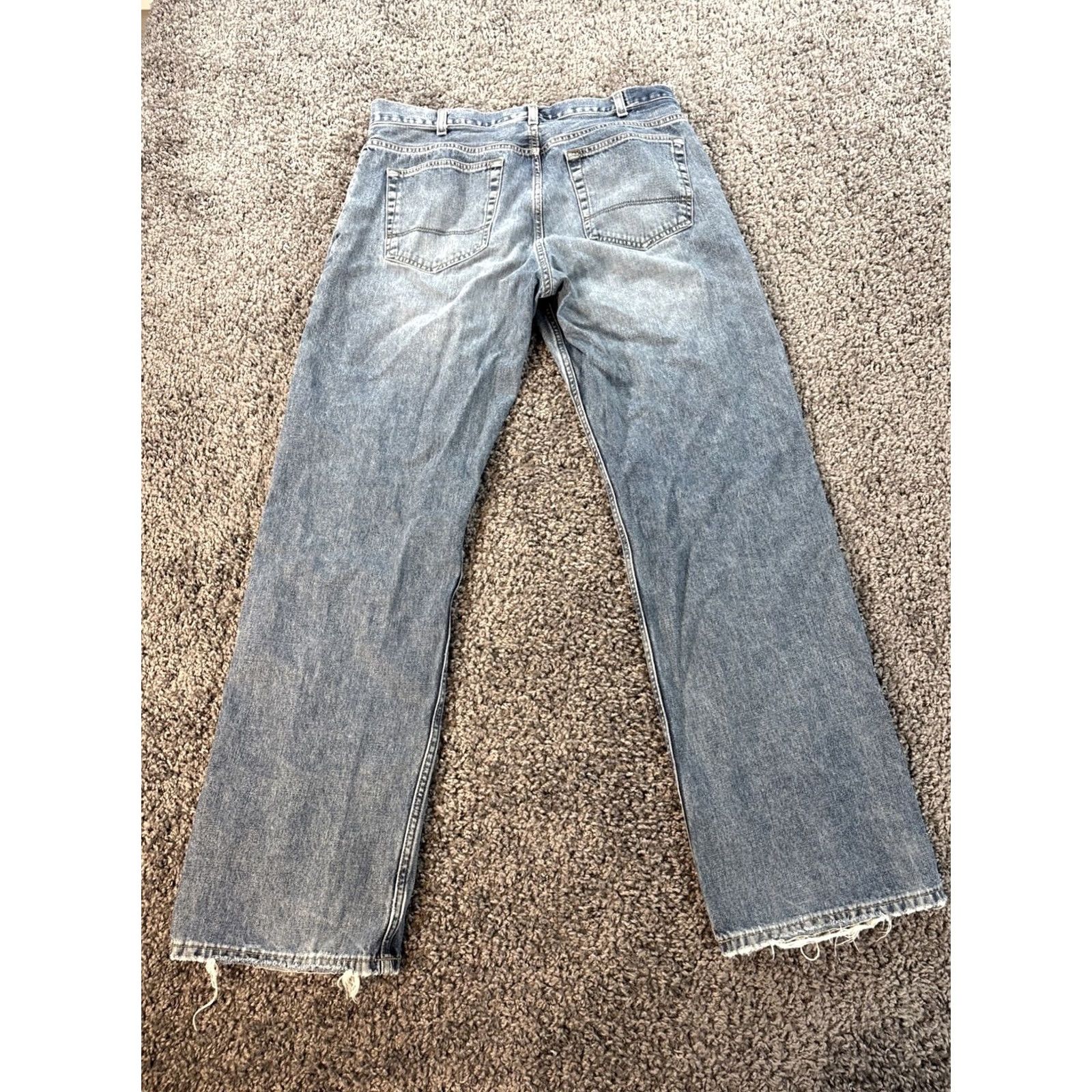 Old Navy VINTAGE Old Navy Jeans Mens 36x32 Boot Cut Medium Blue Denim Regular 5-Pocket Design Zipper Button Boys? Size US 36 / EU 52 - 6 Thumbnail