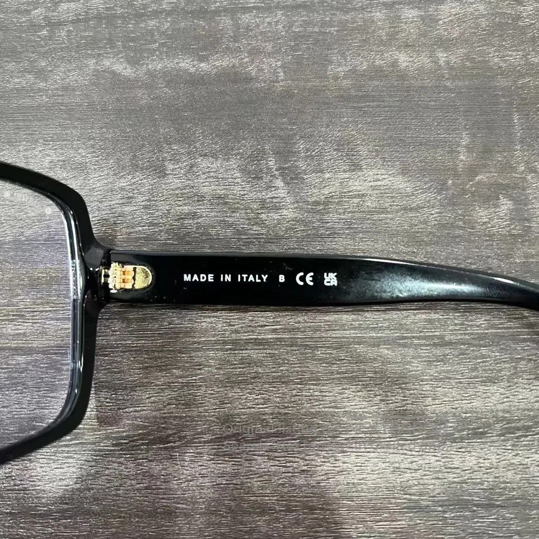 Chanel CHANEL Black Frame Gold Logo Glasses. Size ONE SIZE - 3 Thumbnail