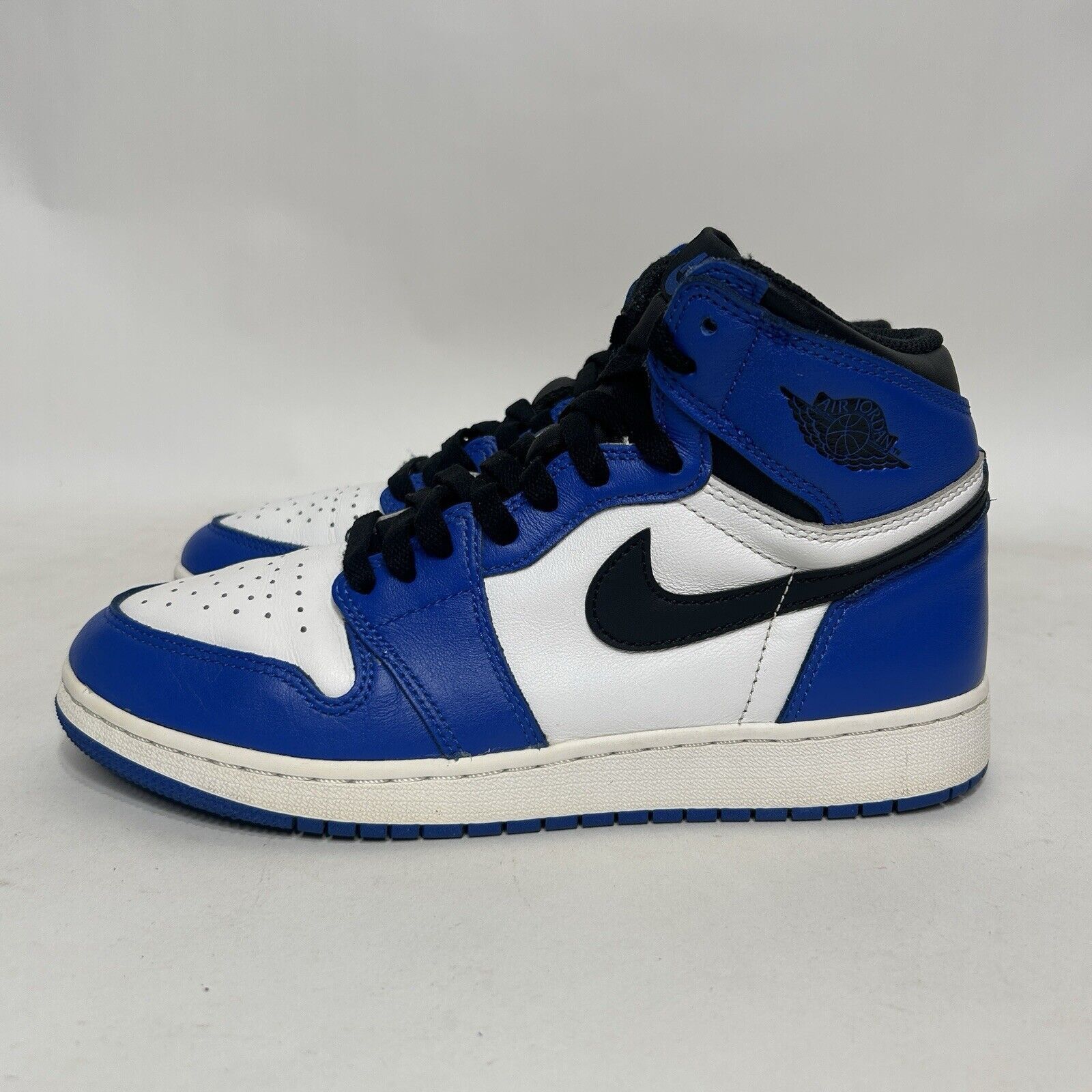 Nike Nike Air Jordan 1 Retro High OG BG “Game Royal” 2024 Size US 8.5 / IT 38.5 - 5 Thumbnail
