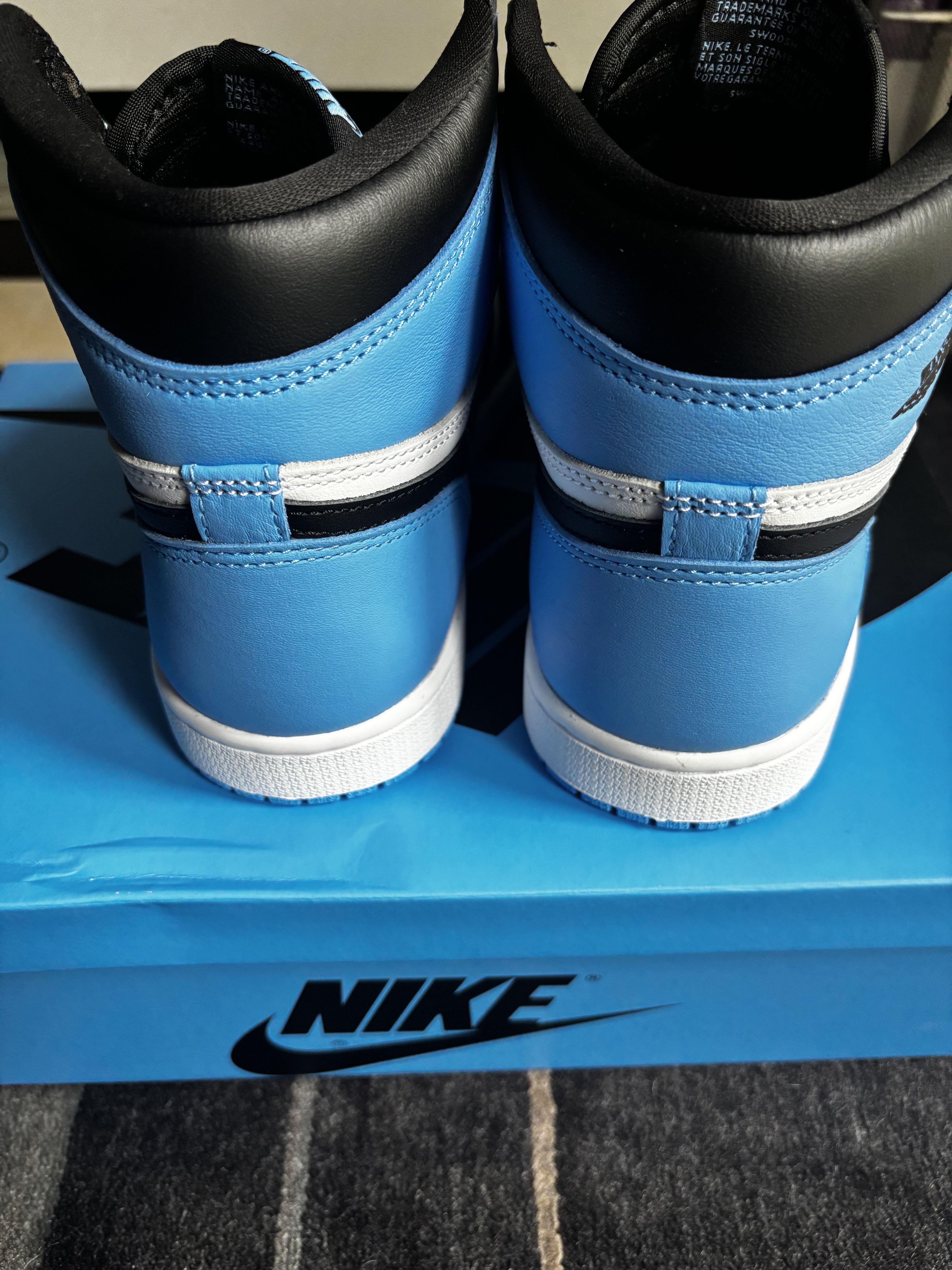 Jordan Brand Nike Air Jordan 1 Retro High UNC Toe 2023 US7.5/EU40.5 Size US 7.5 / EU 40-41 - 9 Thumbnail