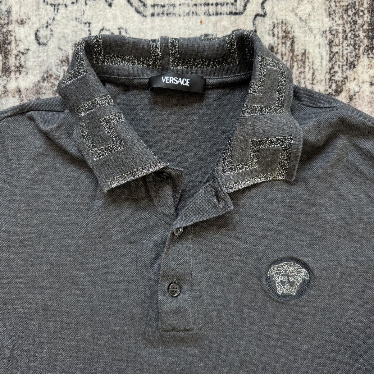 Versace Versace Embroidered Medusa Greca Collar Polo Grey Size US L / EU 52-54 / 3 - 3 Thumbnail
