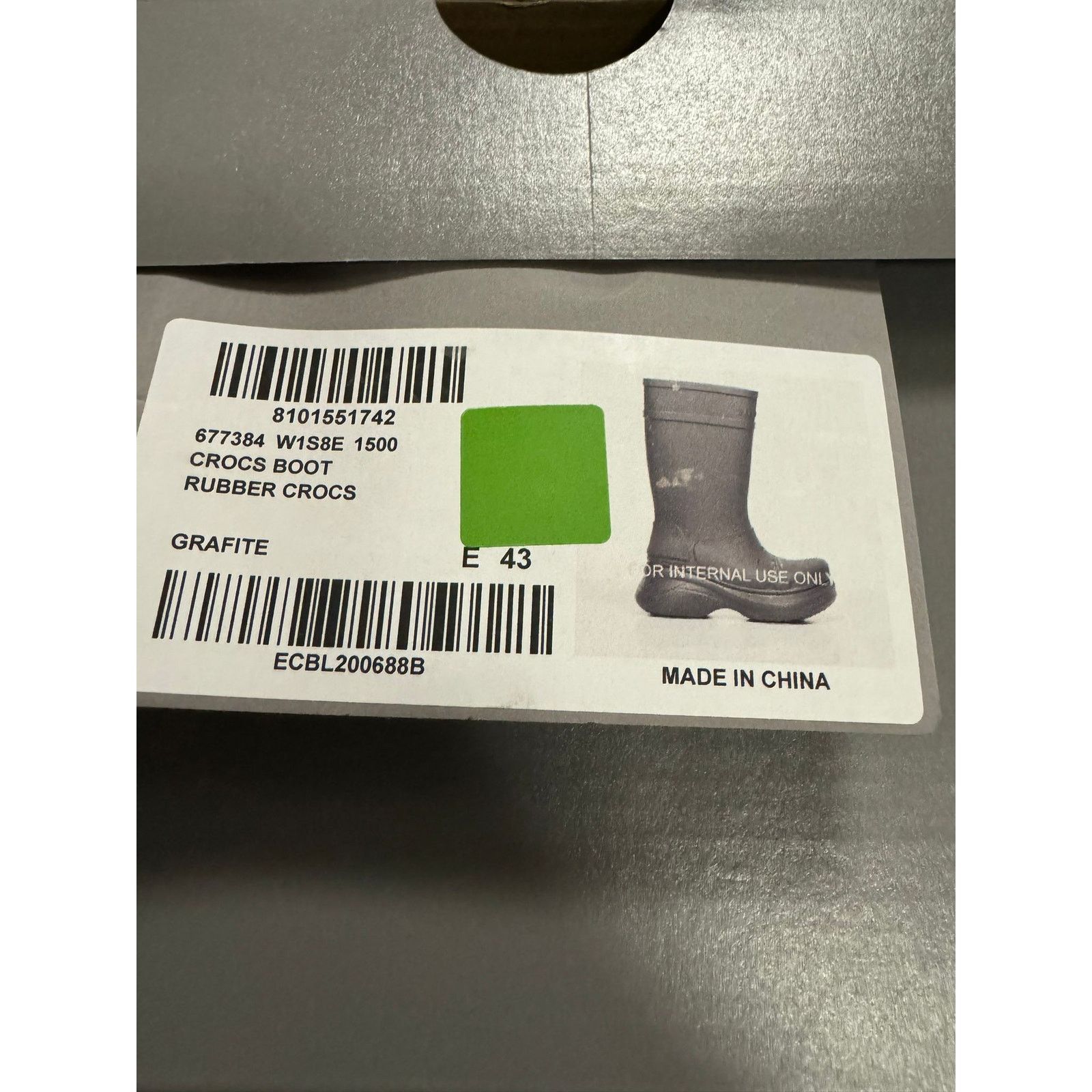Balenciaga o1rshd1 Crocs Rubber Boots in Grafite Size US 10 / EU 43 - 18 Thumbnail