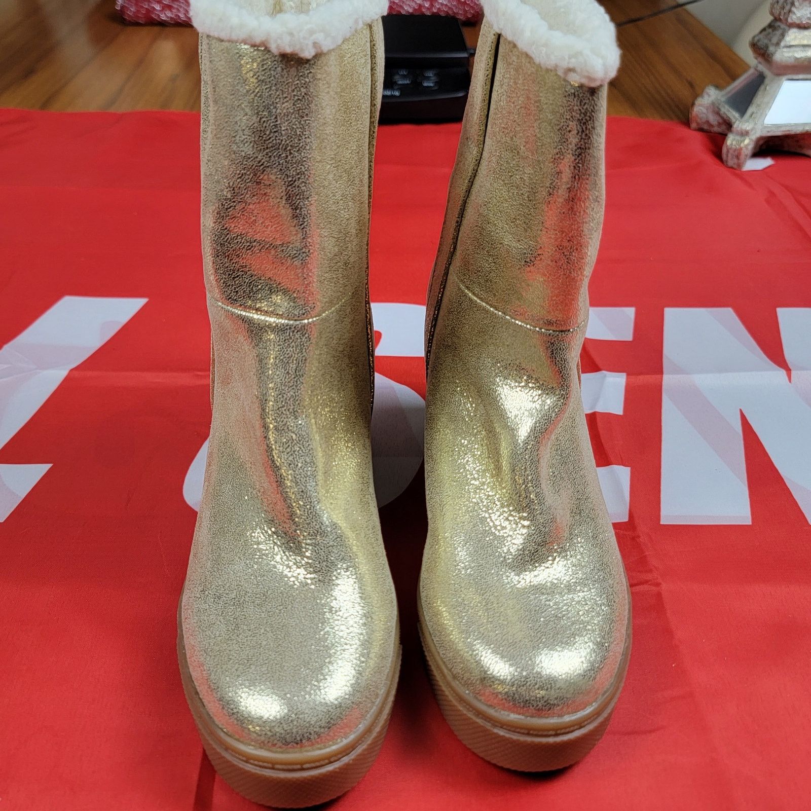 Juicy Couture Juicy Couture Linn Boots Dusty Gold (Sz 6B) Size US 6 / IT 36 - 6 Thumbnail