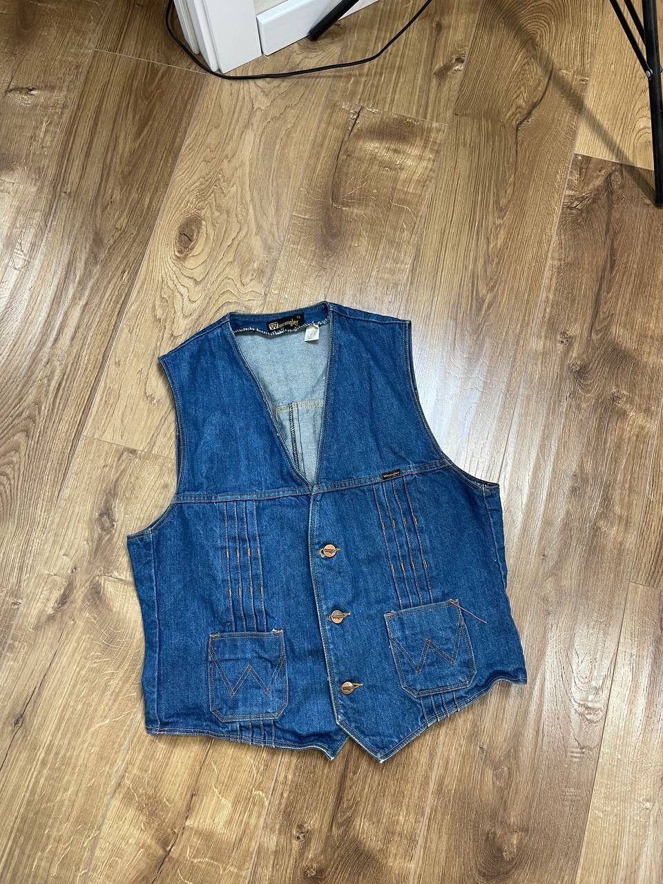 Vintage × Wrangler Vintage Wrangler Y2K 90’s Blue Denim Outdoor Cowboy Vest Size US S / EU 44-46 / 1 - 1 Thumbnail