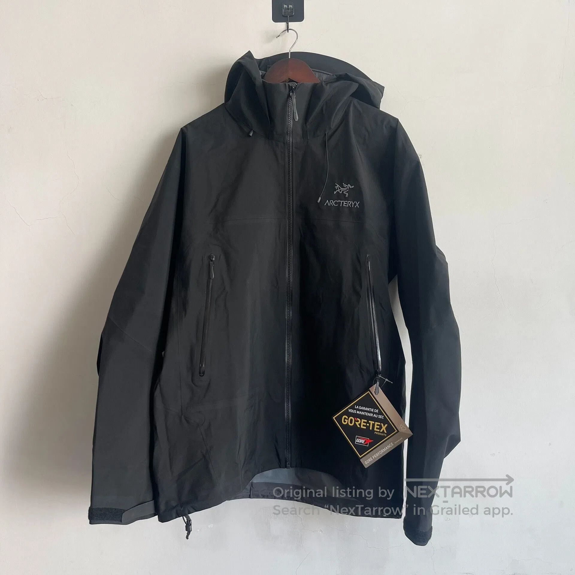 Arc'teryx Arcteryx Beta AR Gore-Tex Hooded Jacket. Size US XL / EU 56 / 4 - 1 Thumbnail