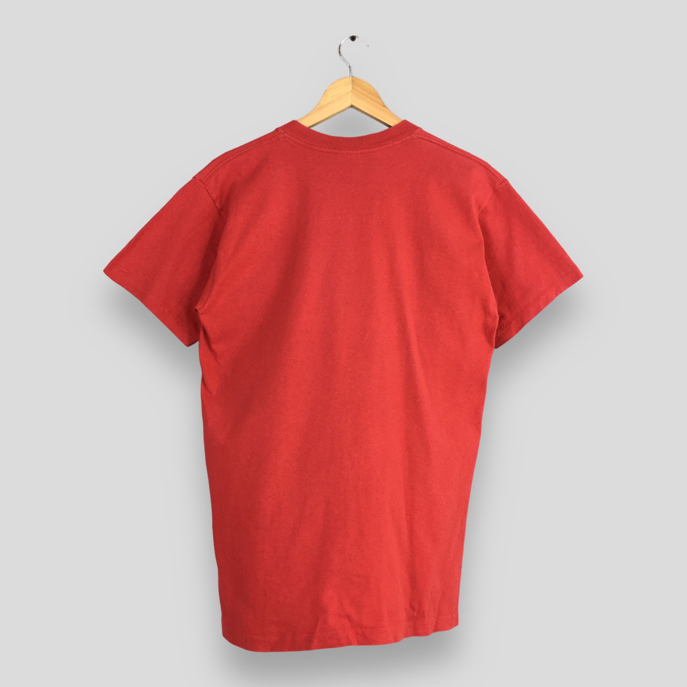 NBA 90's NBA Chicago Bulls Basketball Jordan Red T shirt Medium Size US M / EU 48-50 / 2 - 7 Thumbnail