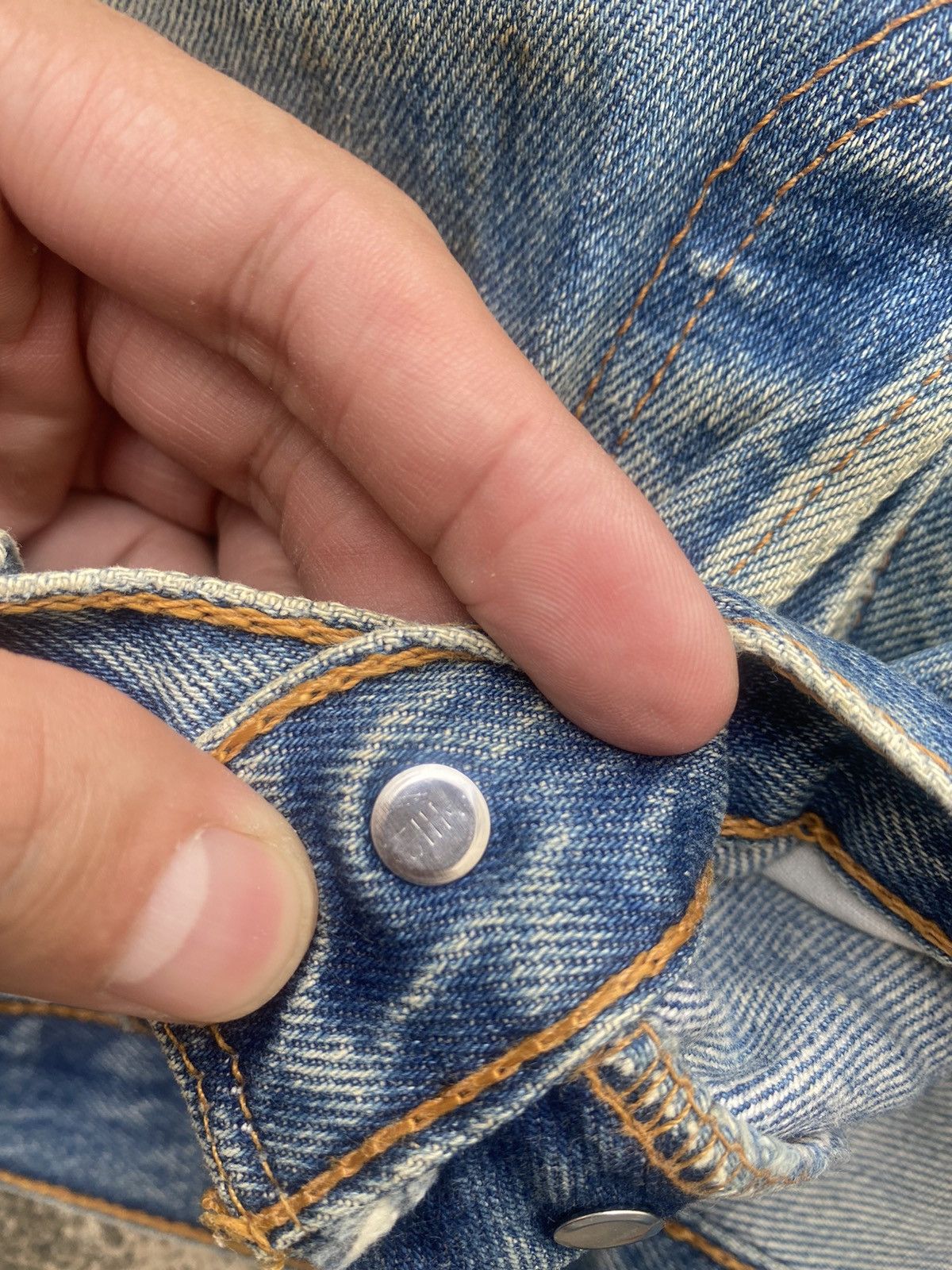 Levi's Vintage Clothing × Vintage Vintage Levis 501xx Distressed Denim Size US 29 - 20 Thumbnail
