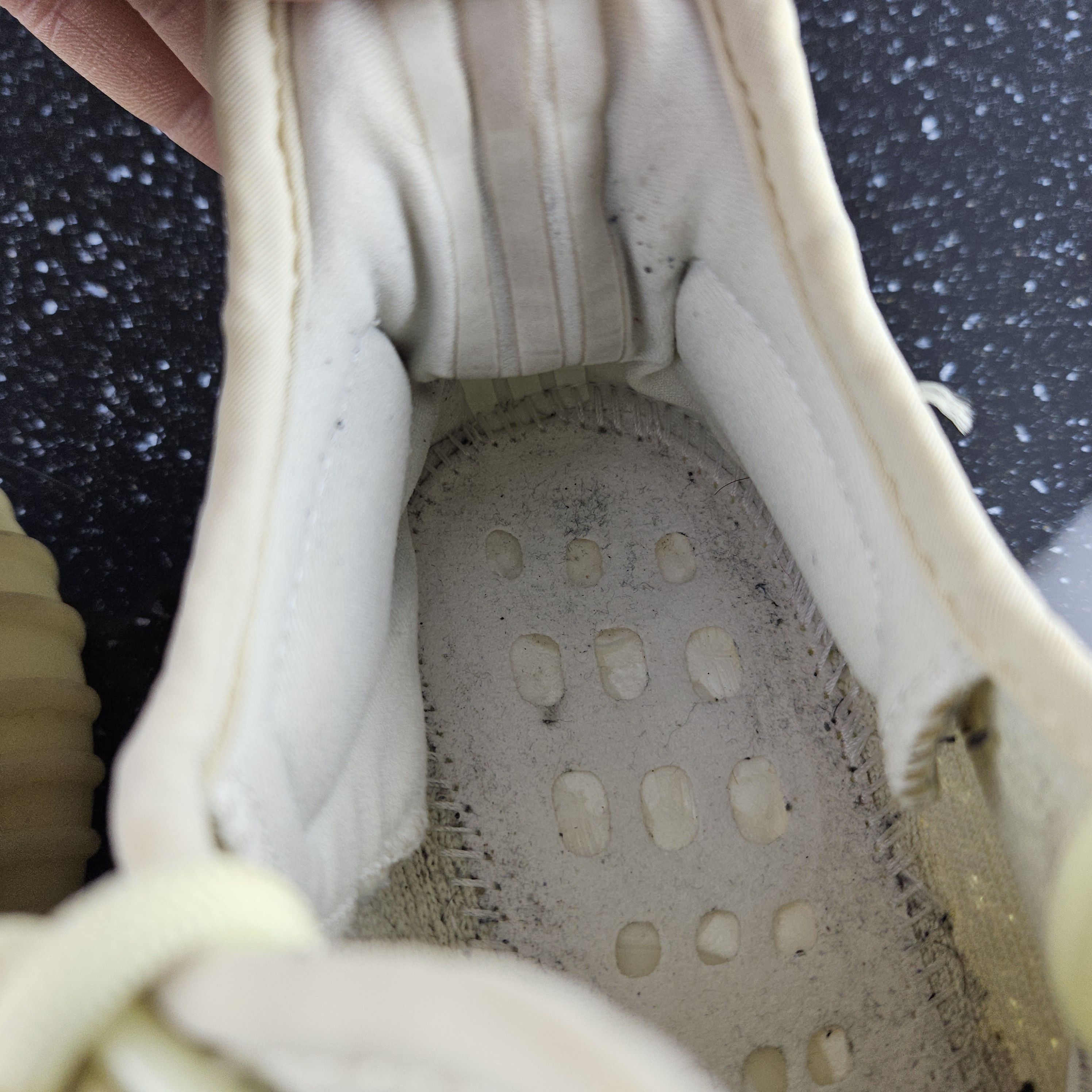 Adidas Adidas Yeezy Boost 350 V2 'Butter' F36980 Sz 8.5 Size US 8.5 / EU 41-42 - 9 Thumbnail