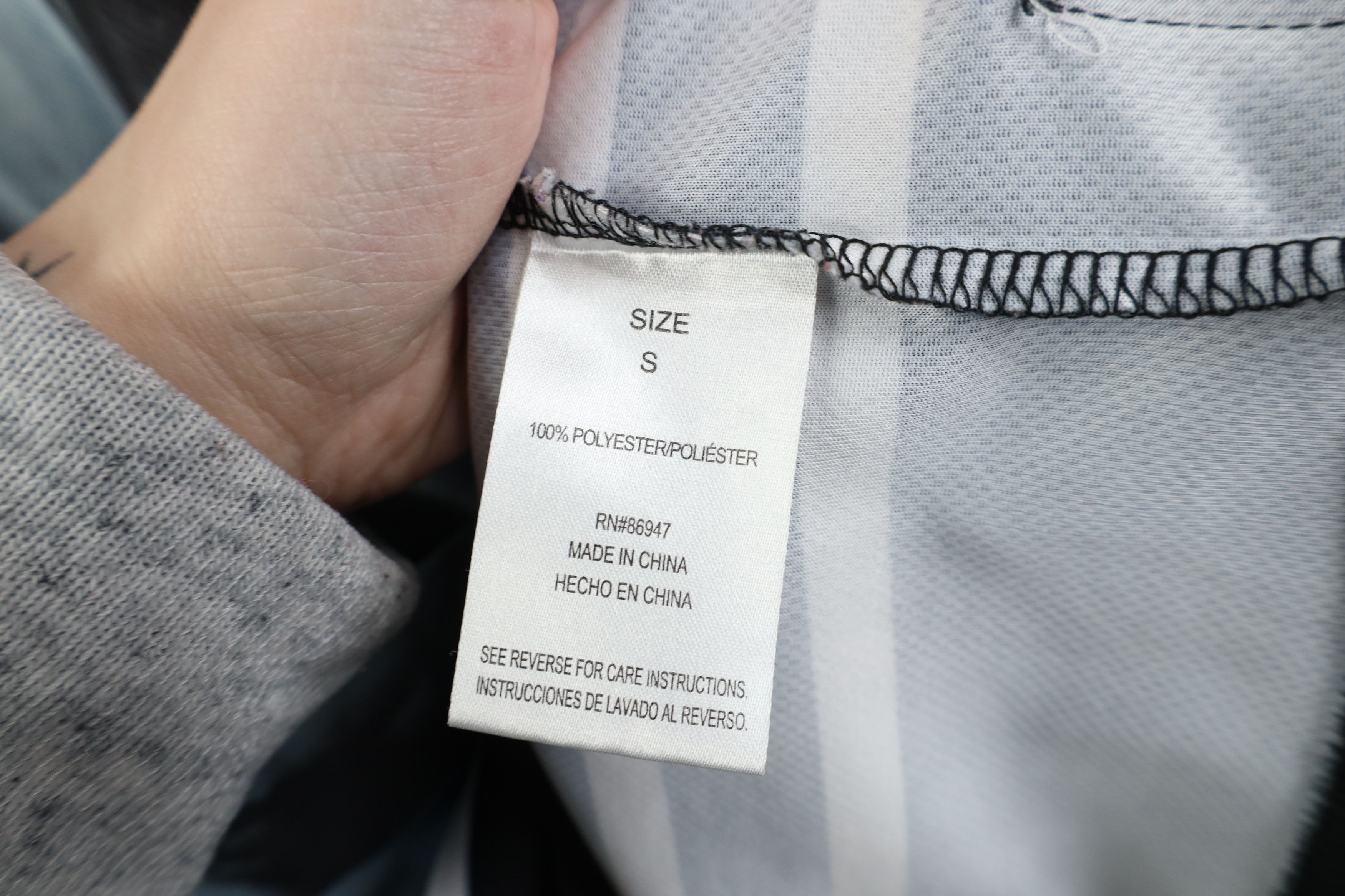Vintage Vintage Y2K Streetwear New York Movie All Over Print Jersey Size US S / EU 44-46 / 1 - 10 Thumbnail