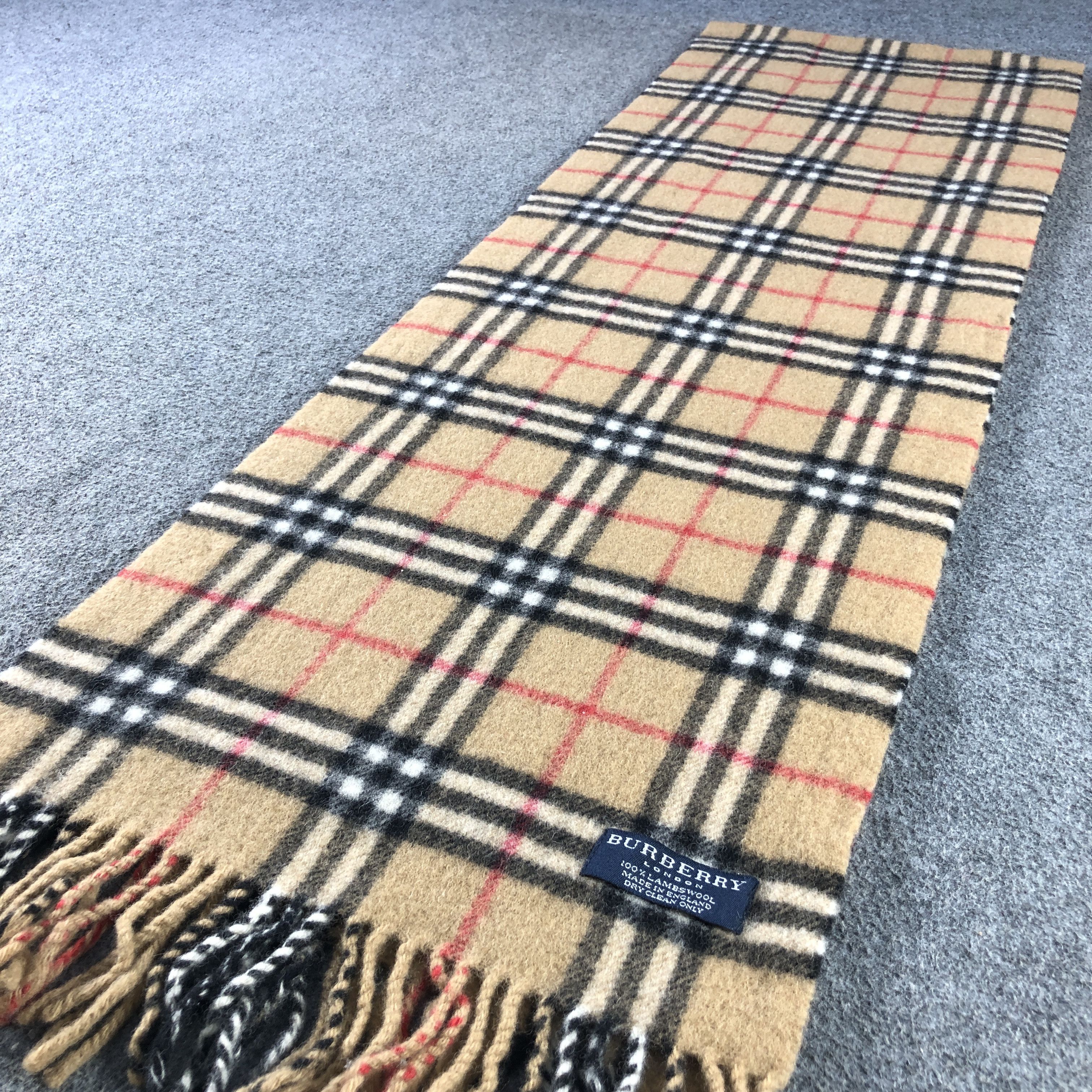 Burberry Burberry Tan Nova Check Wool Scarf Muffler V2877 Size ONE SIZE - 3 Thumbnail