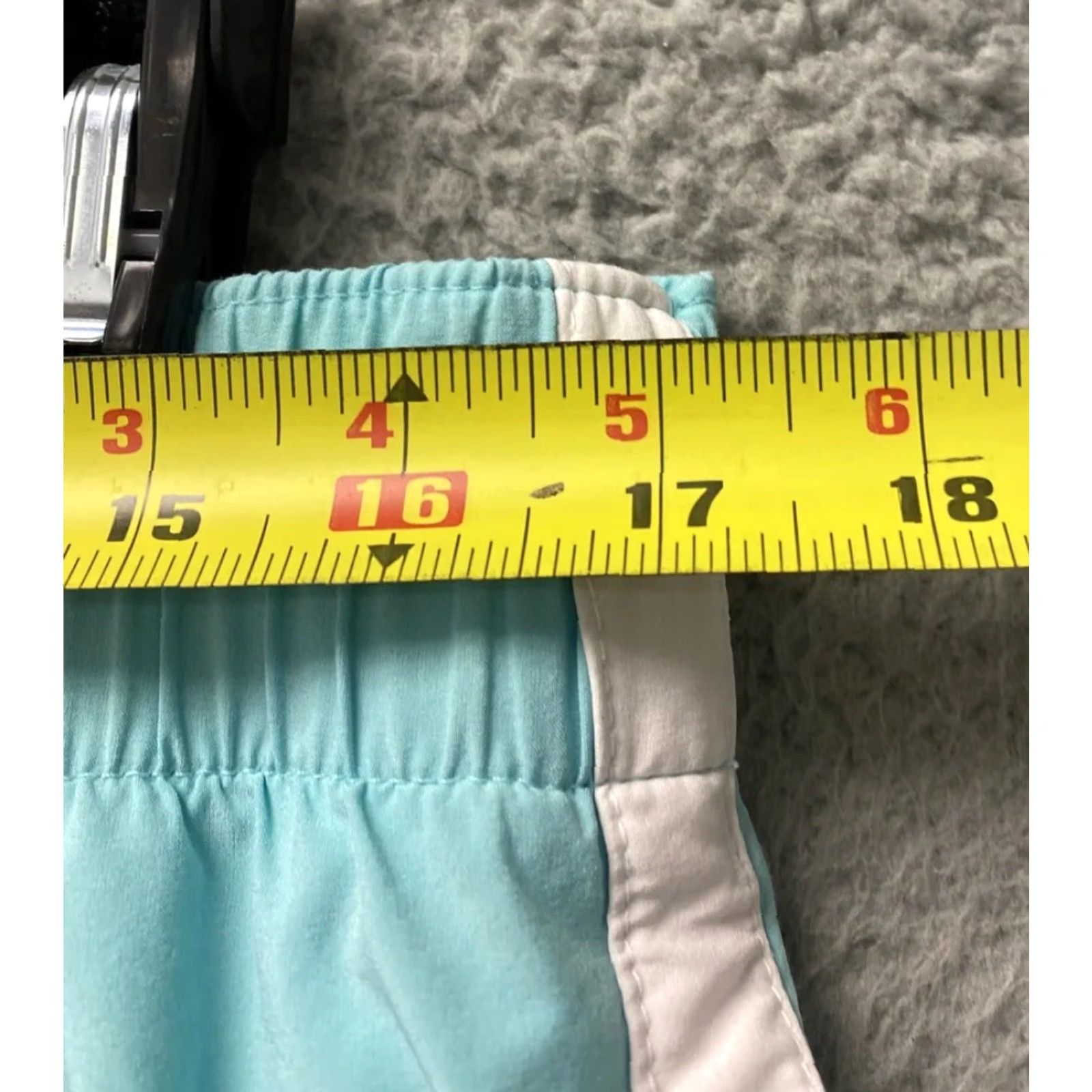 Gap Gap Women Athletic Shorts L mint green / 107-39 Size 36" / US 14 / IT 50 - 3 Thumbnail